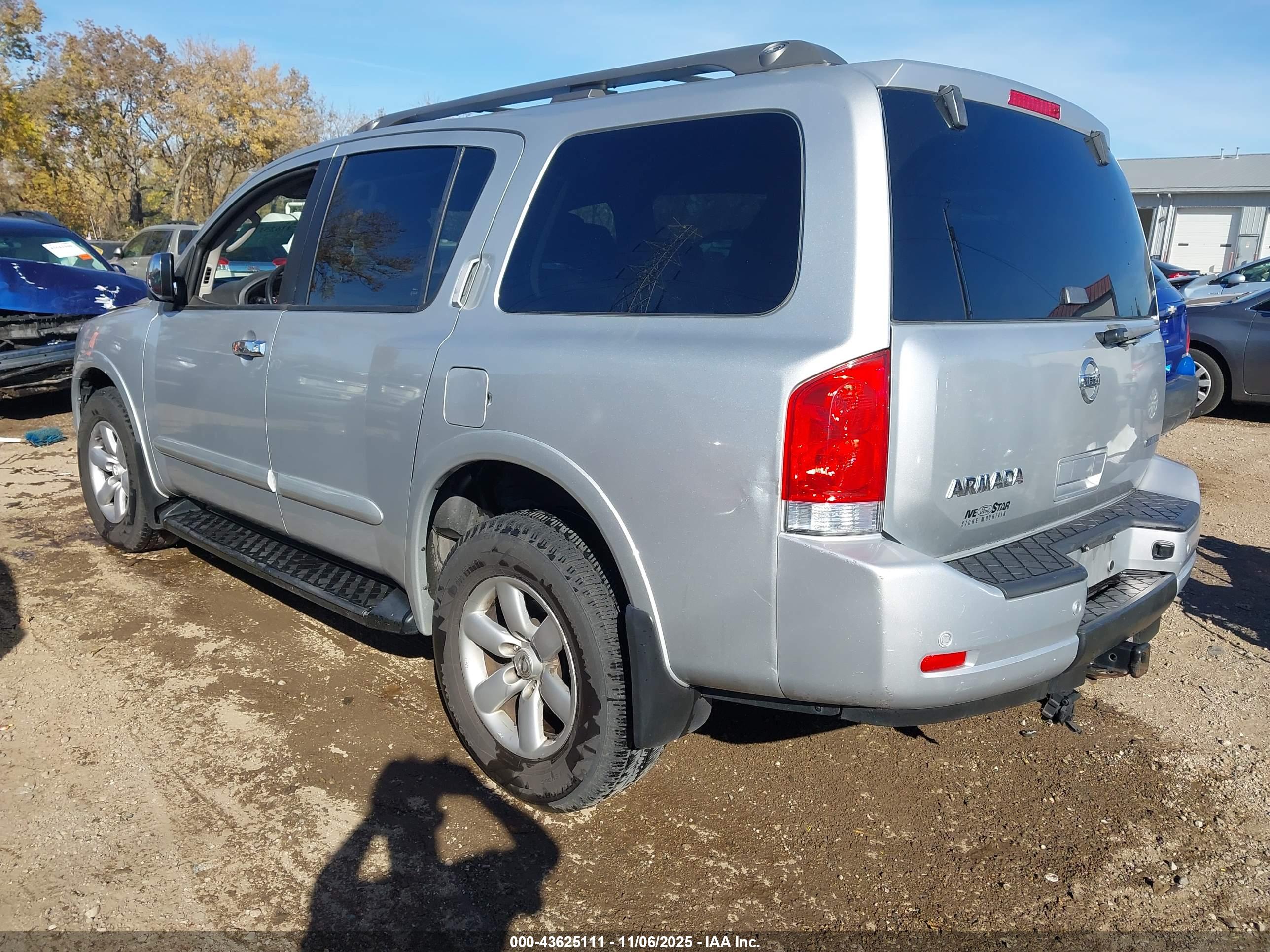NISSAN ARMADA image 3