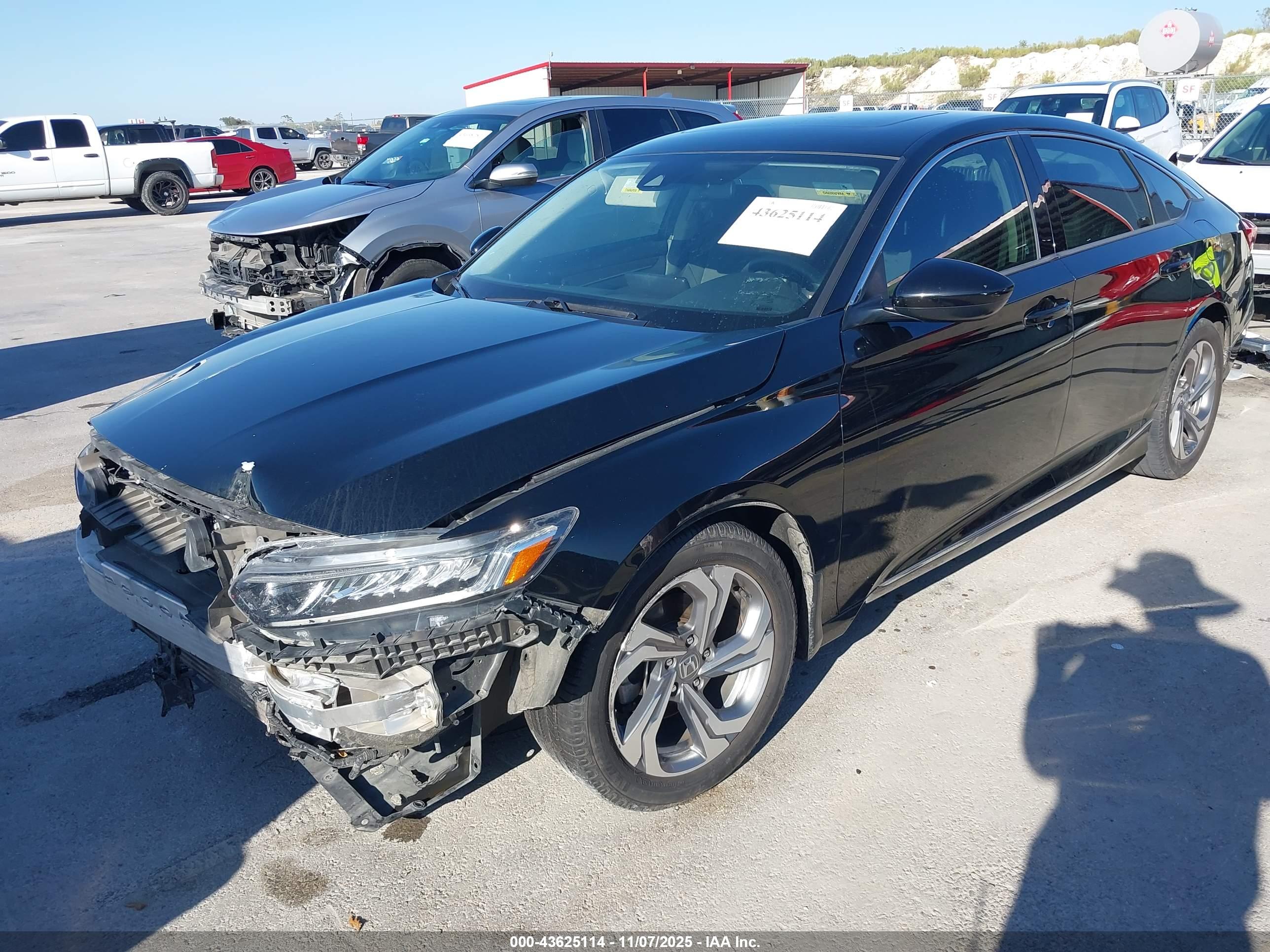 HONDA ACCORD image 2