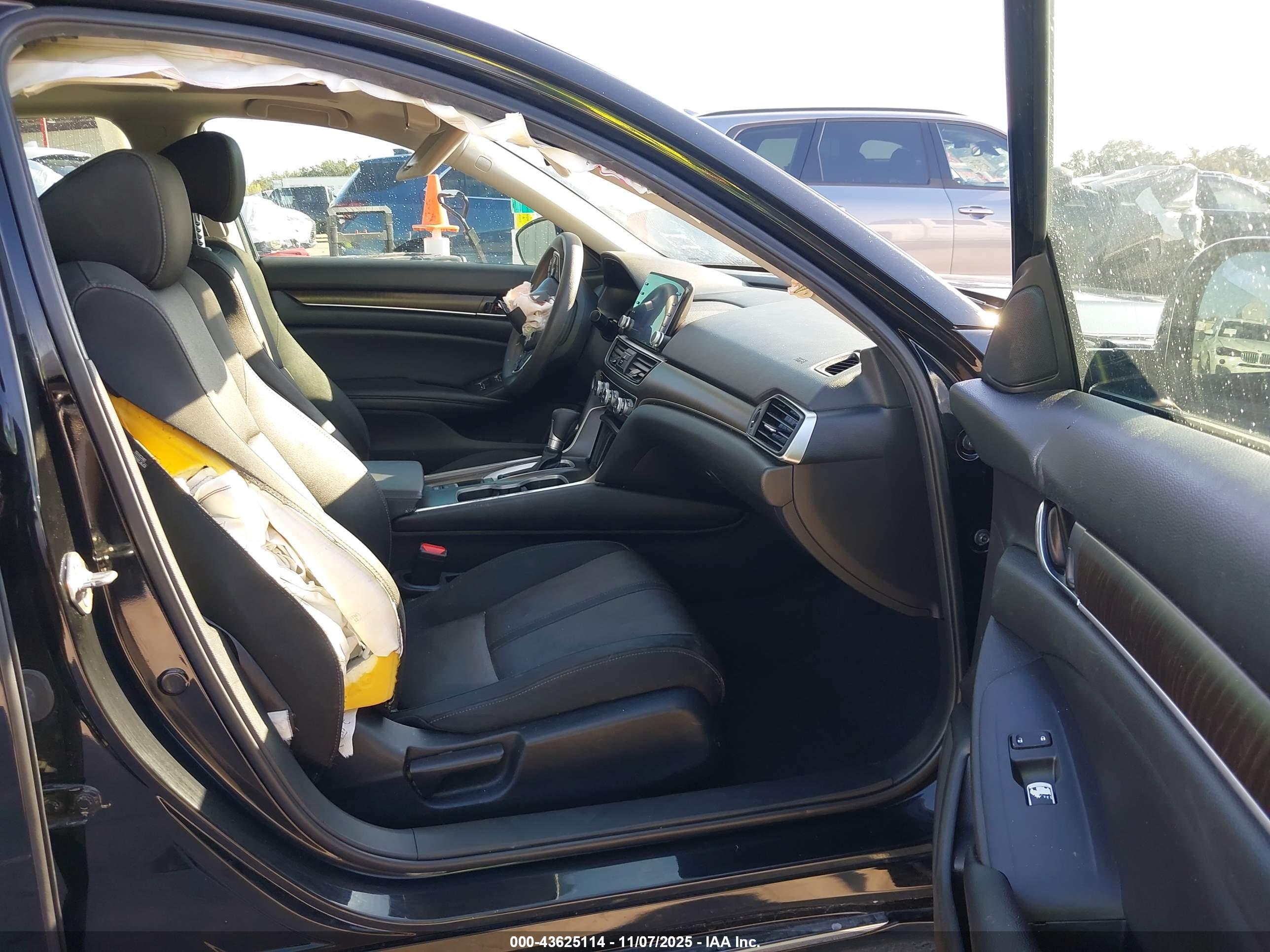 HONDA ACCORD image 5