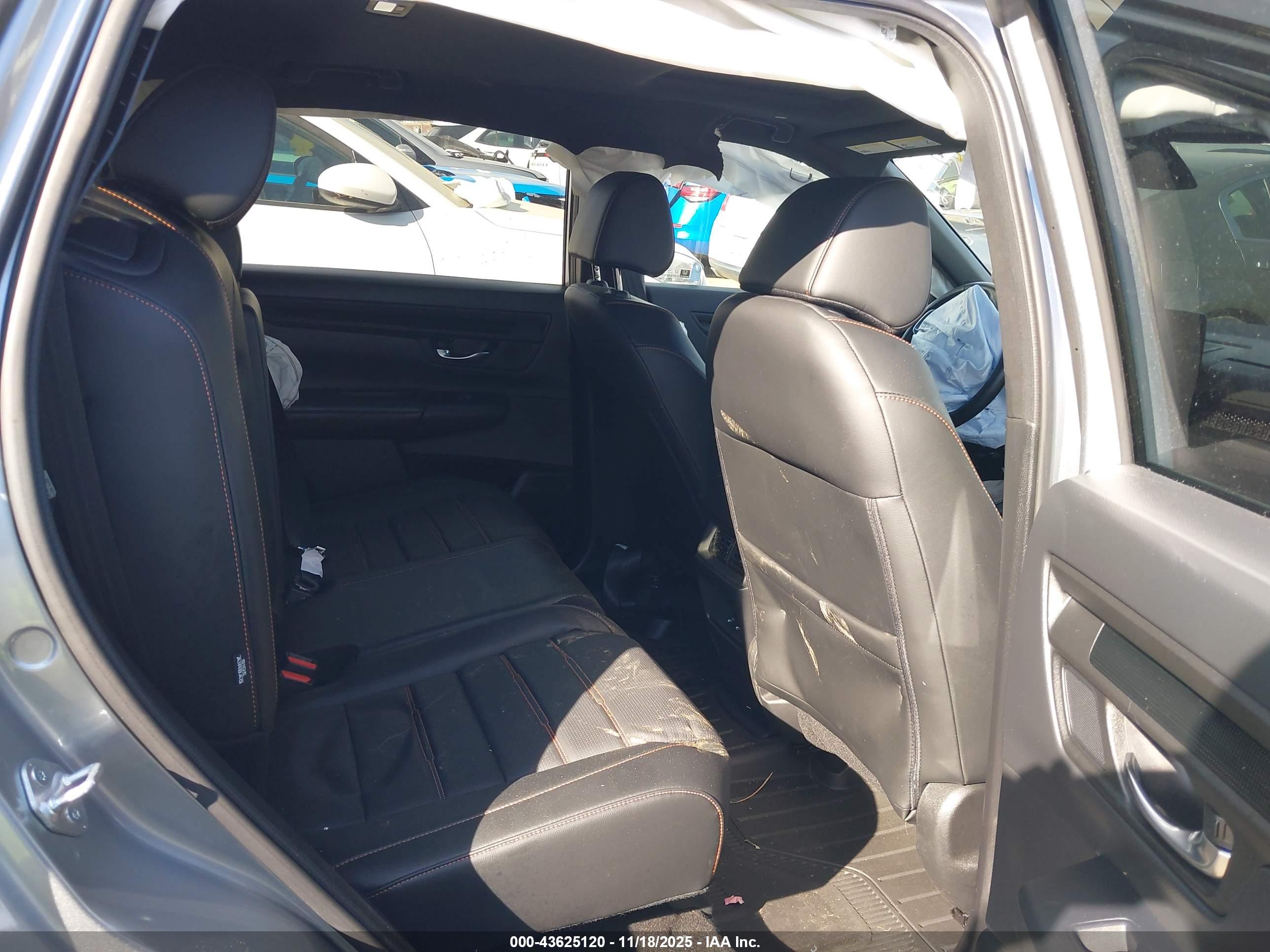 HONDA CR-V image 8