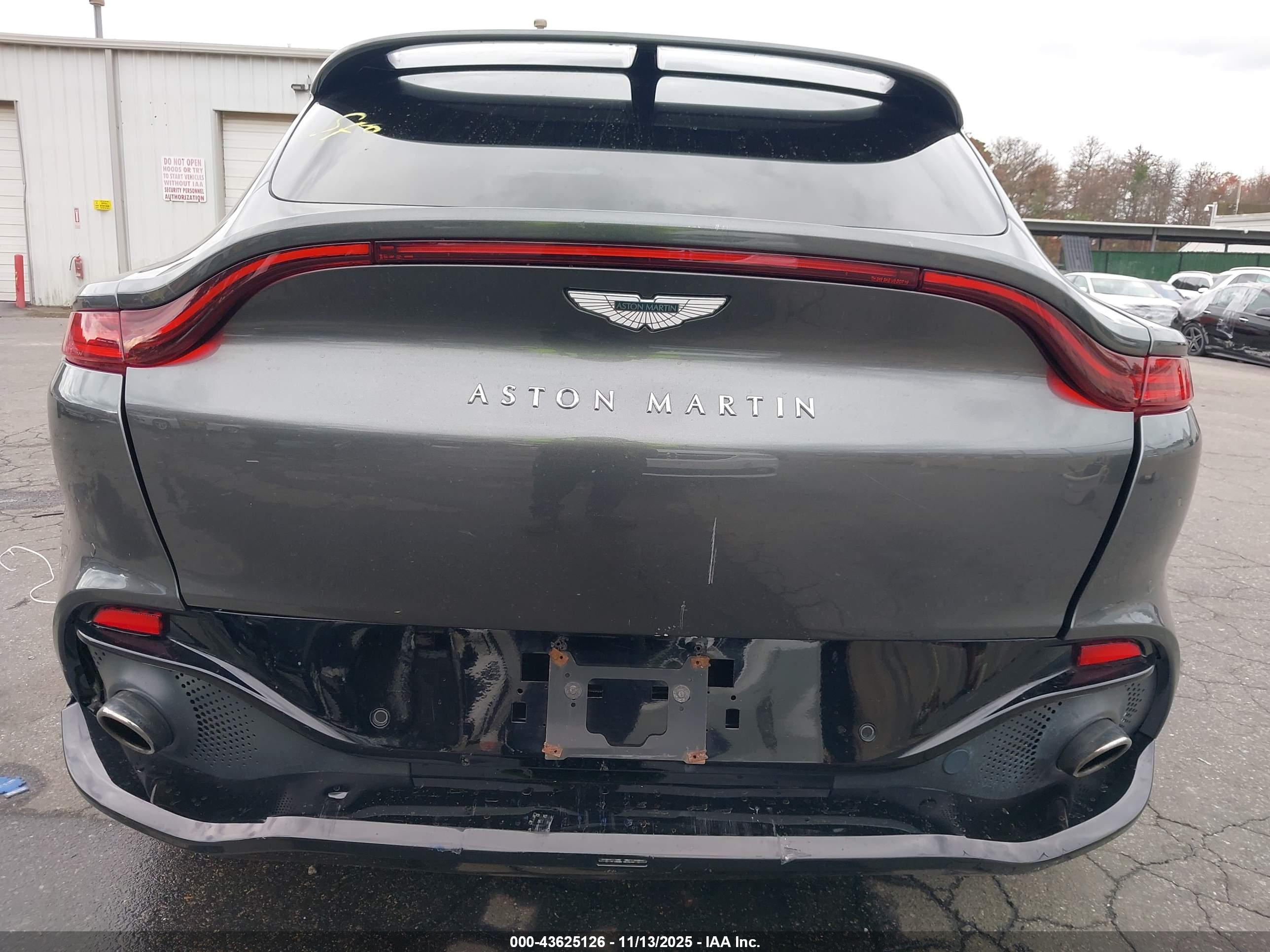 ASTON MARTIN image 6