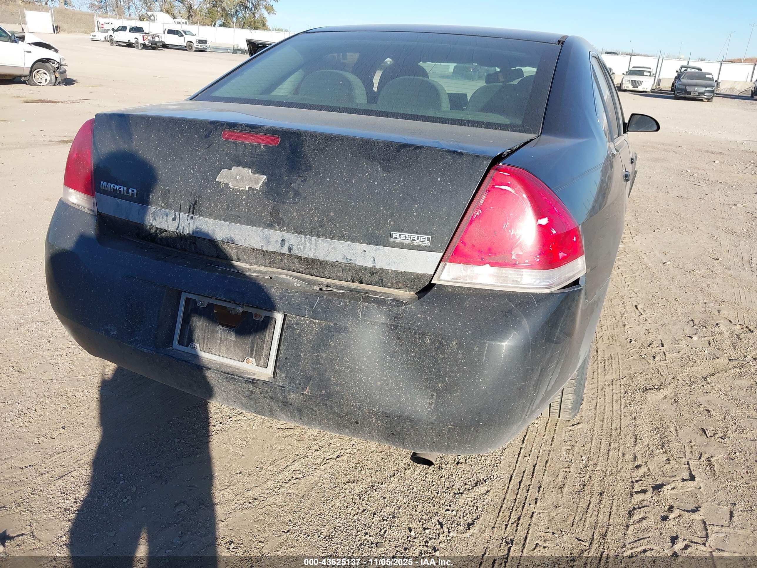 CHEVROLET IMPALA image 6