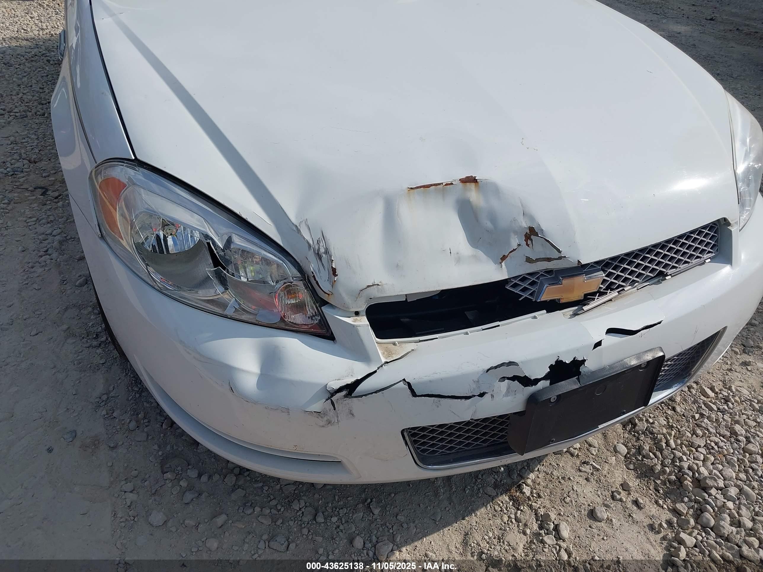 CHEVROLET IMPALA image 6