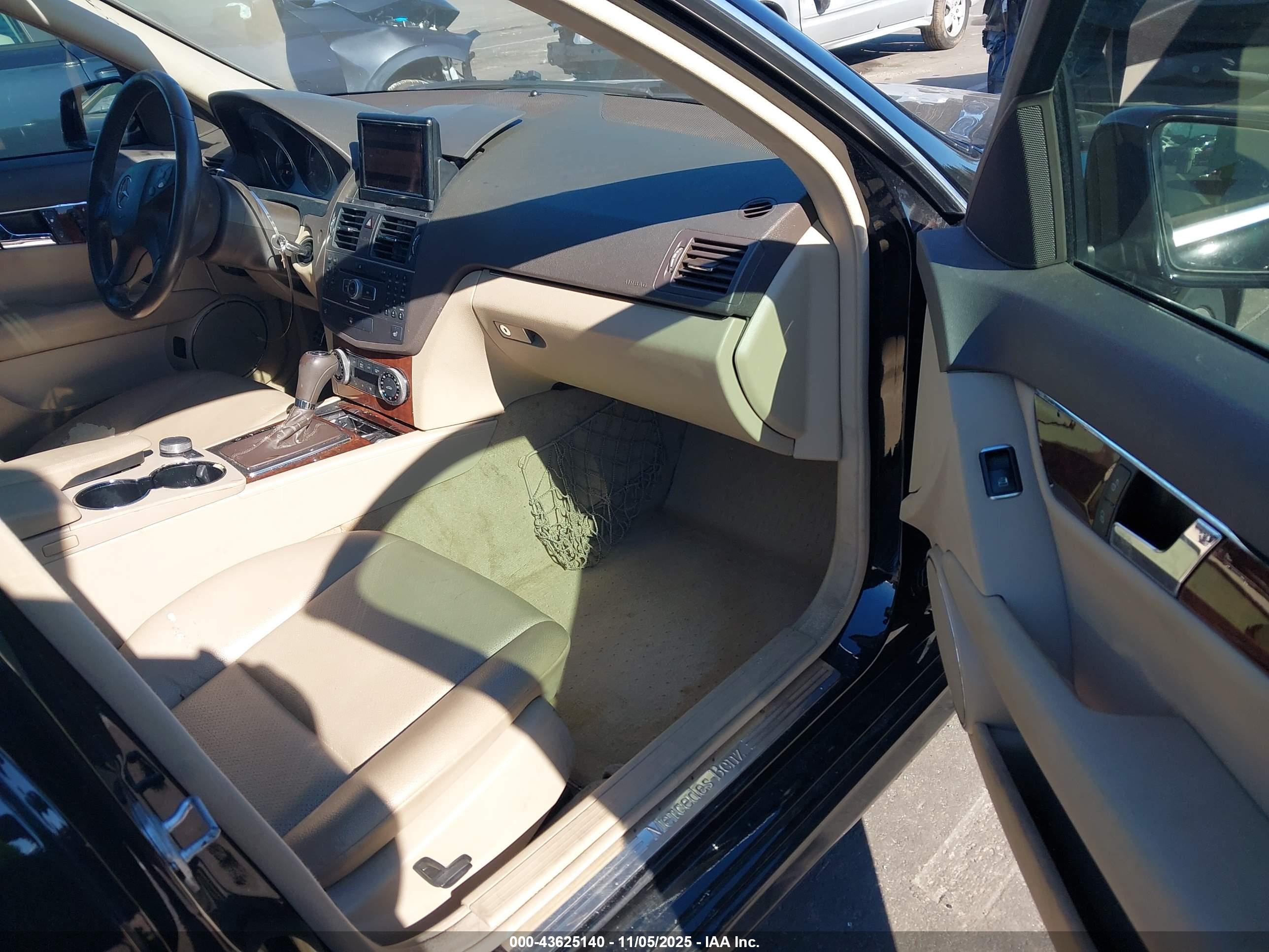 MERCEDES-BENZ C image 5