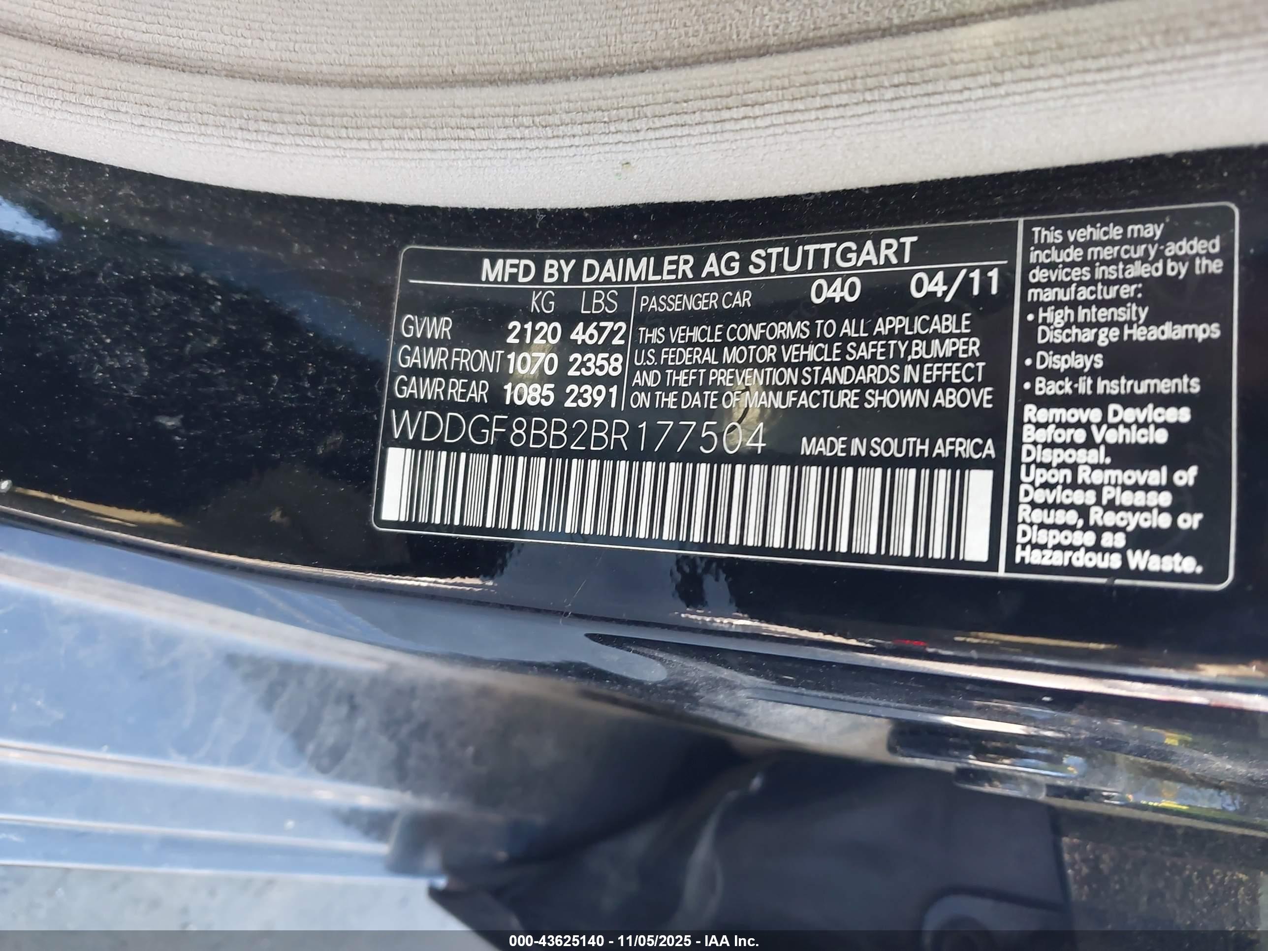 MERCEDES-BENZ C image 9