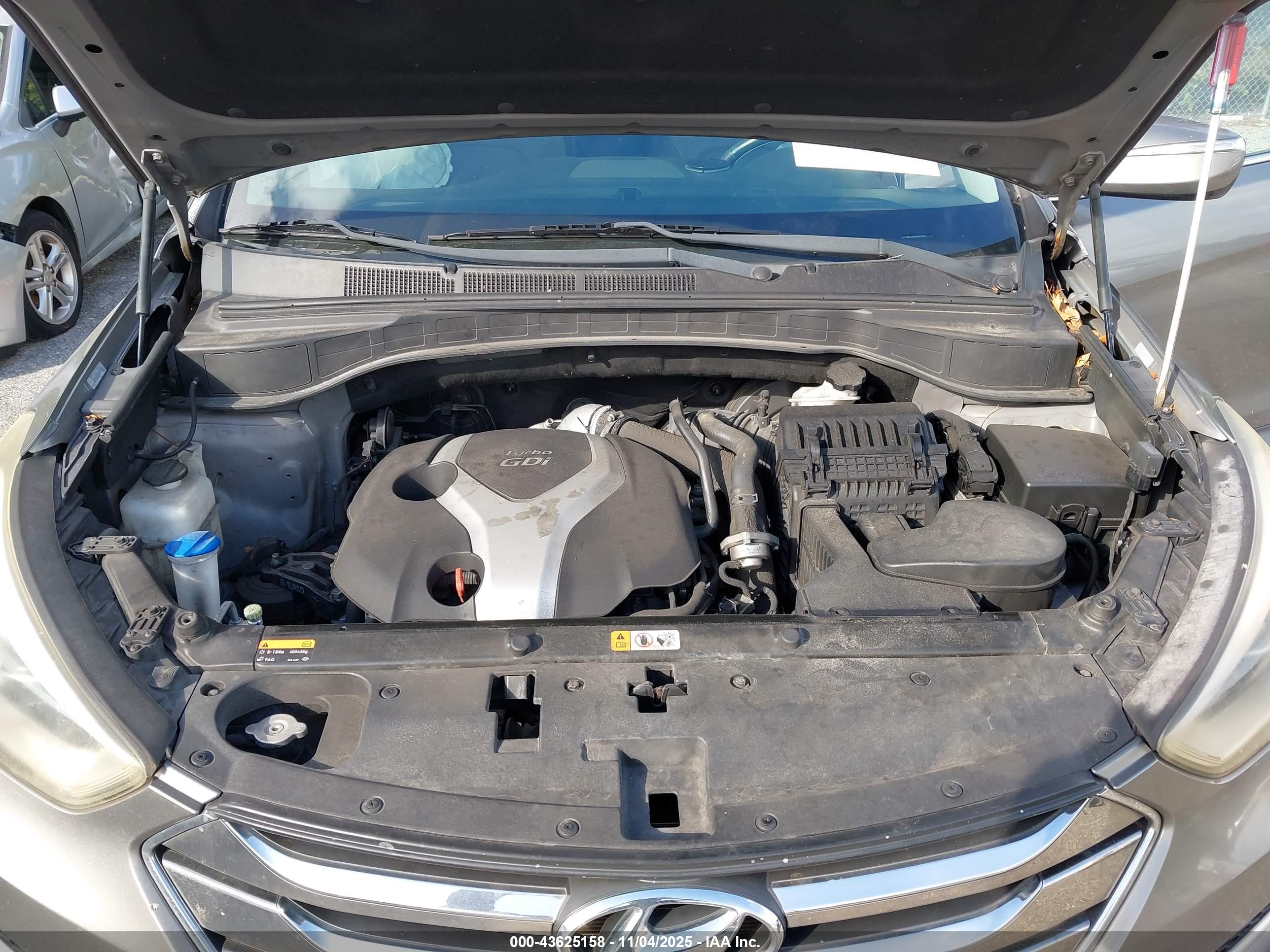 HYUNDAI SANTA image 10