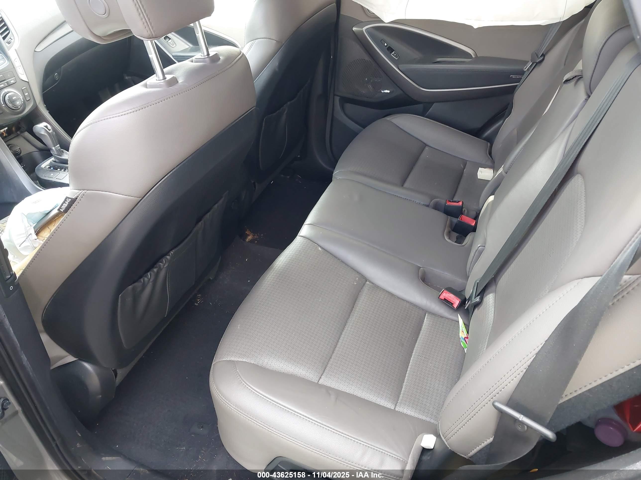 HYUNDAI SANTA image 8