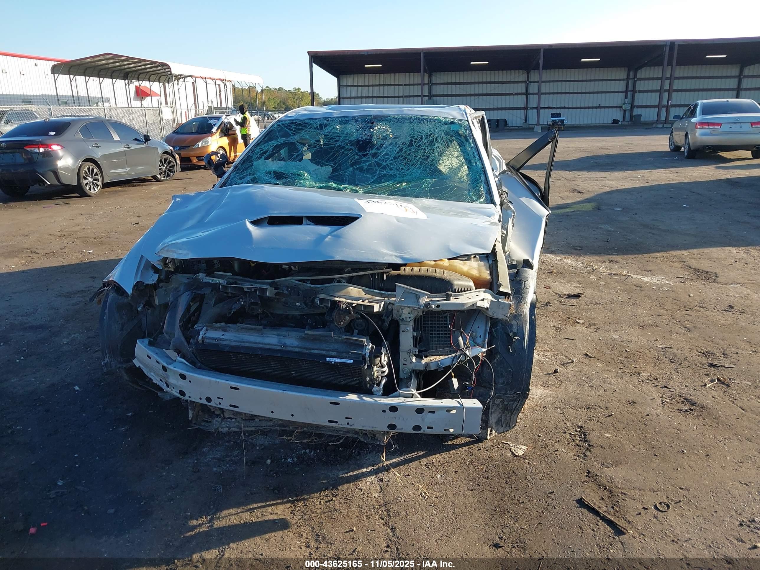 DODGE CHARGER image 6