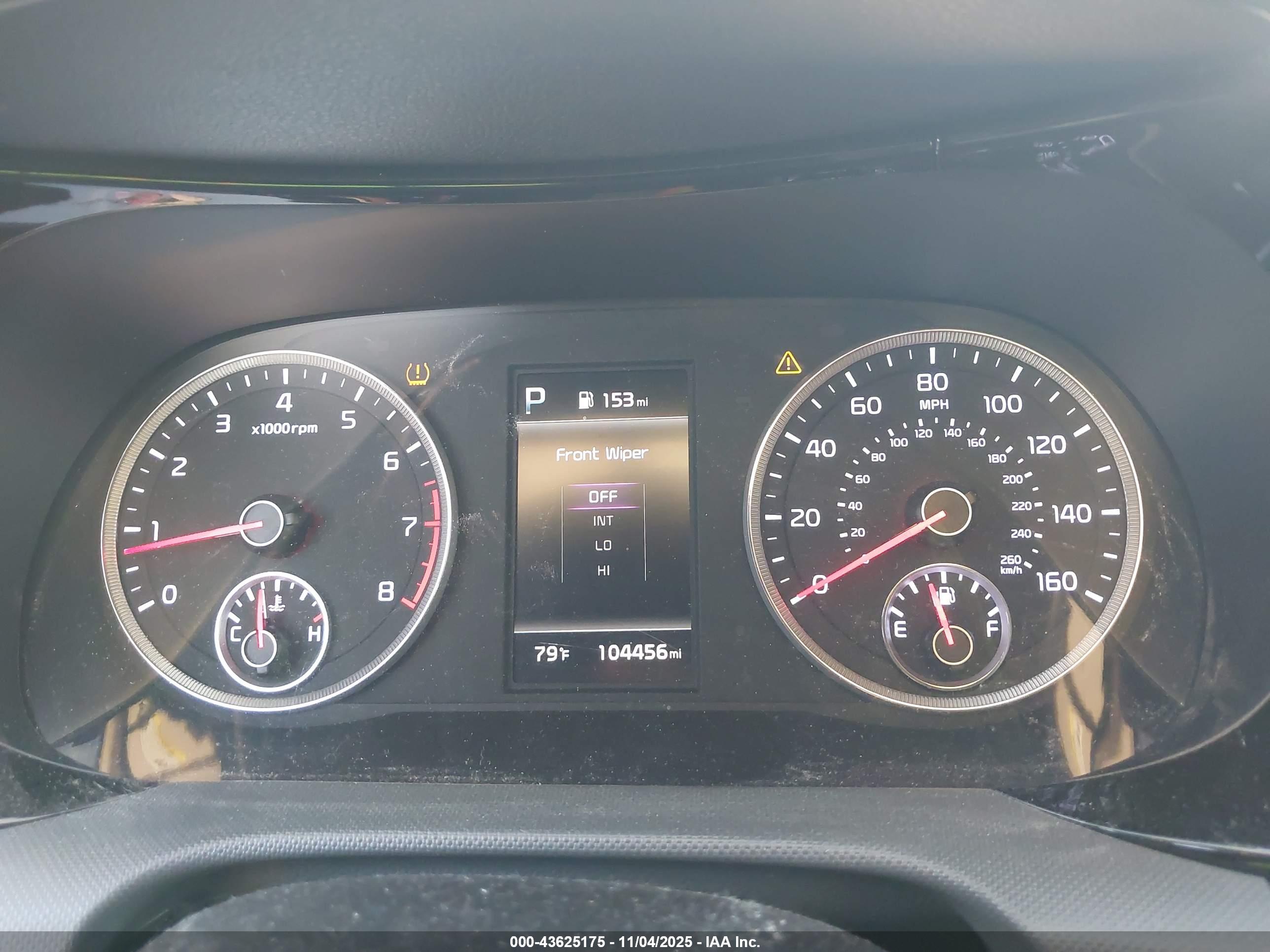 KIA K5 image 7