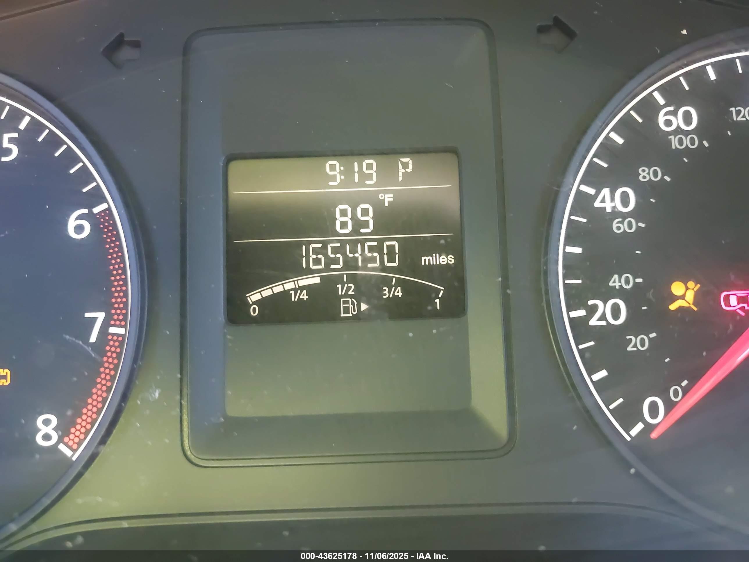 VOLKSWAGEN JETTA image 7