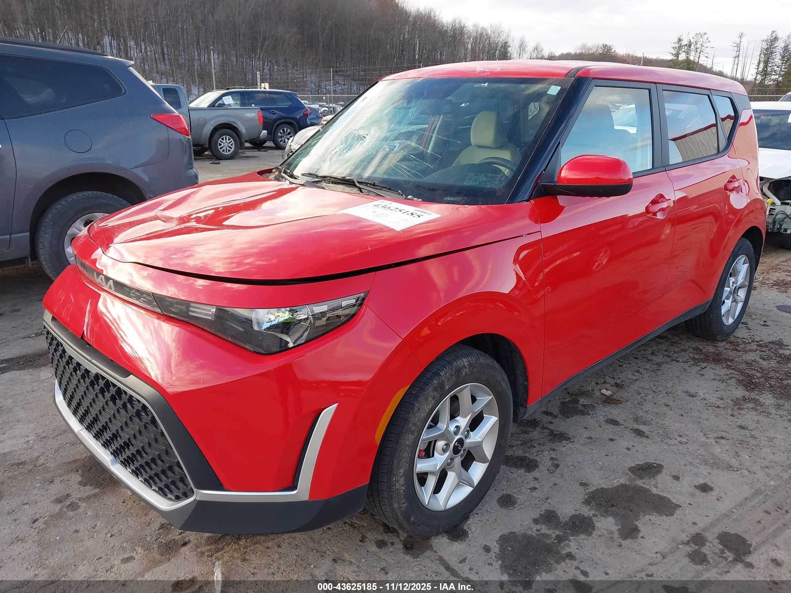 KIA SOUL image 2