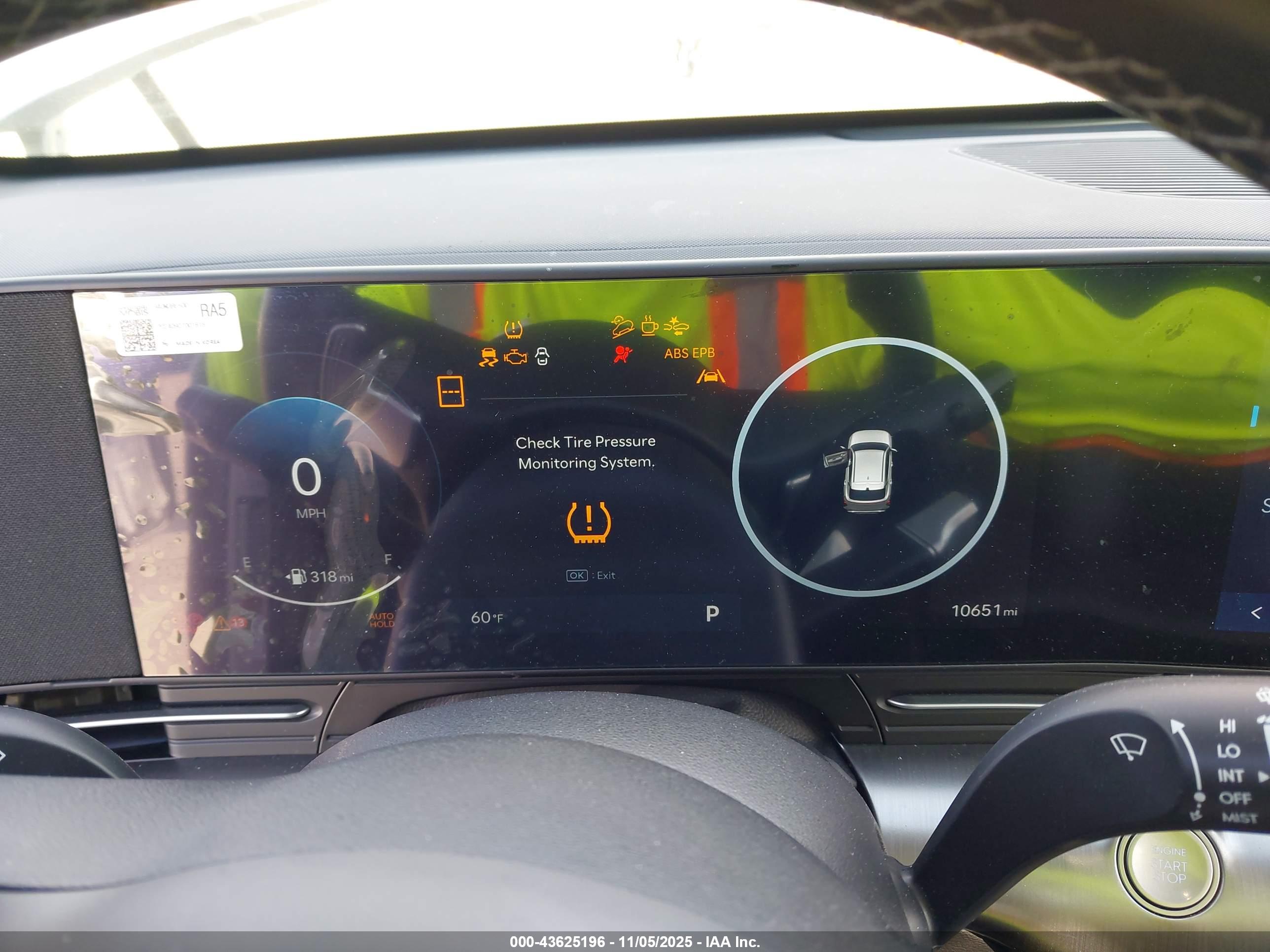 HYUNDAI KONA image 7