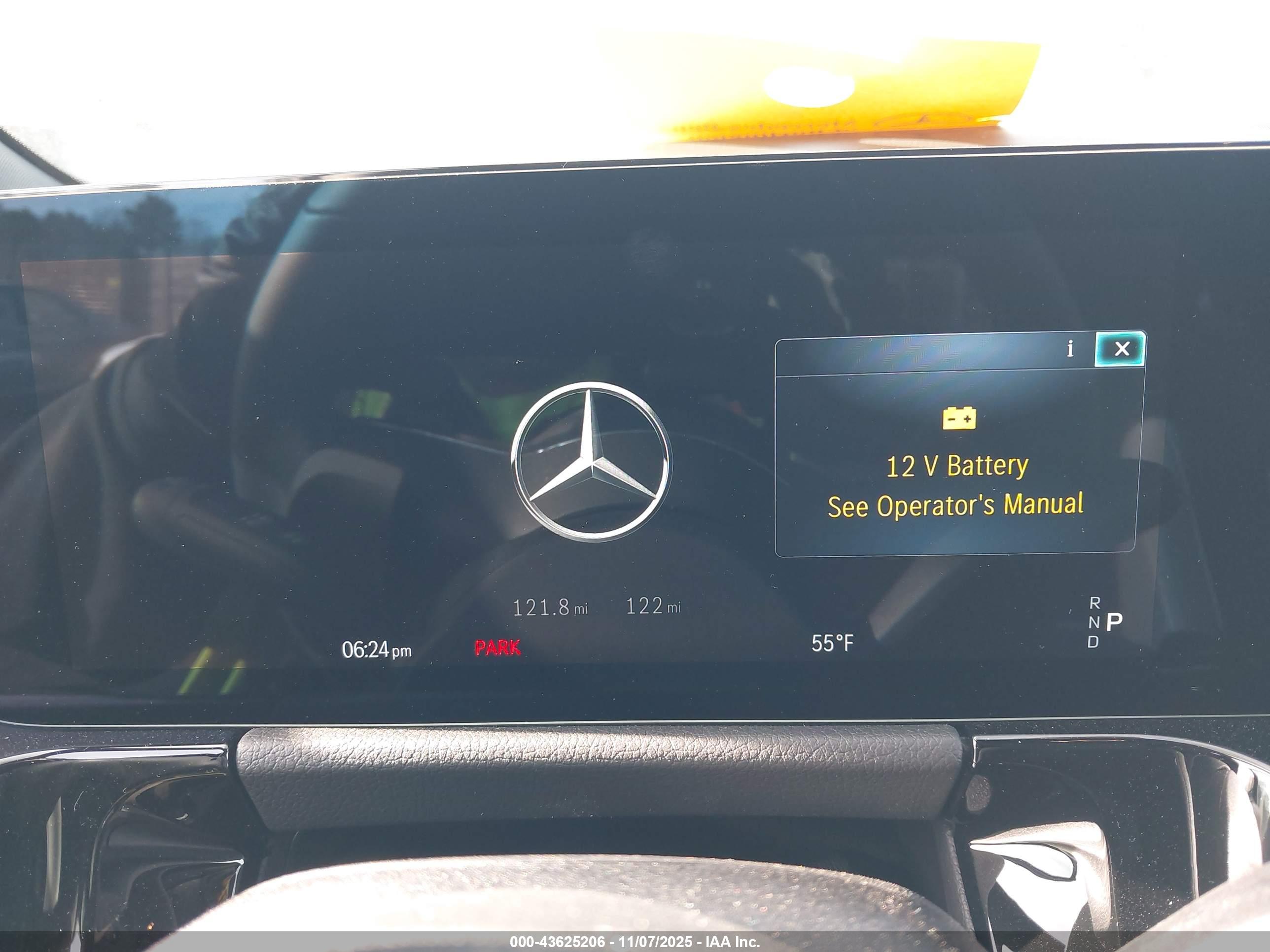 MERCEDES-BENZ GLA image 7