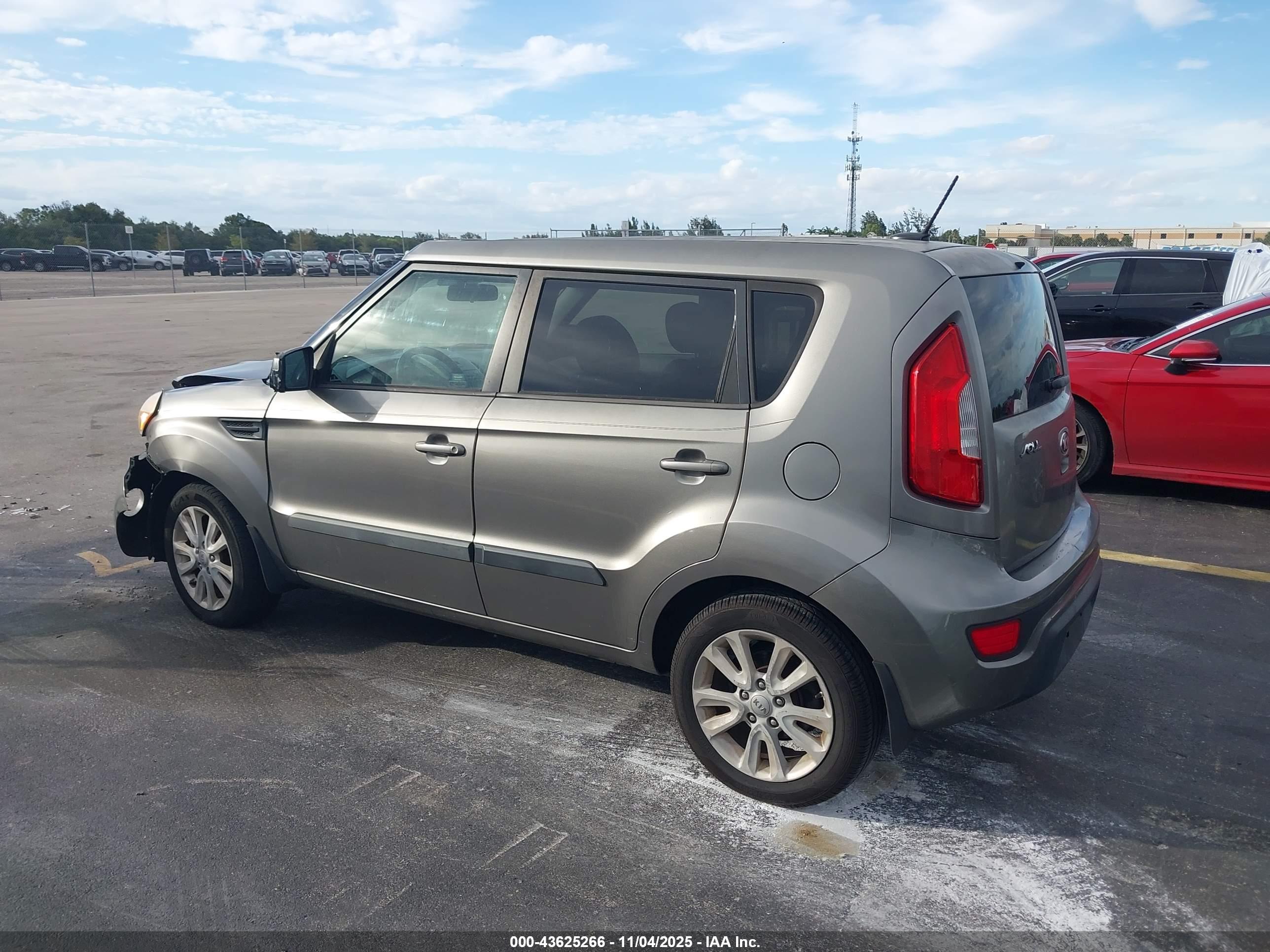 KIA SOUL image 3