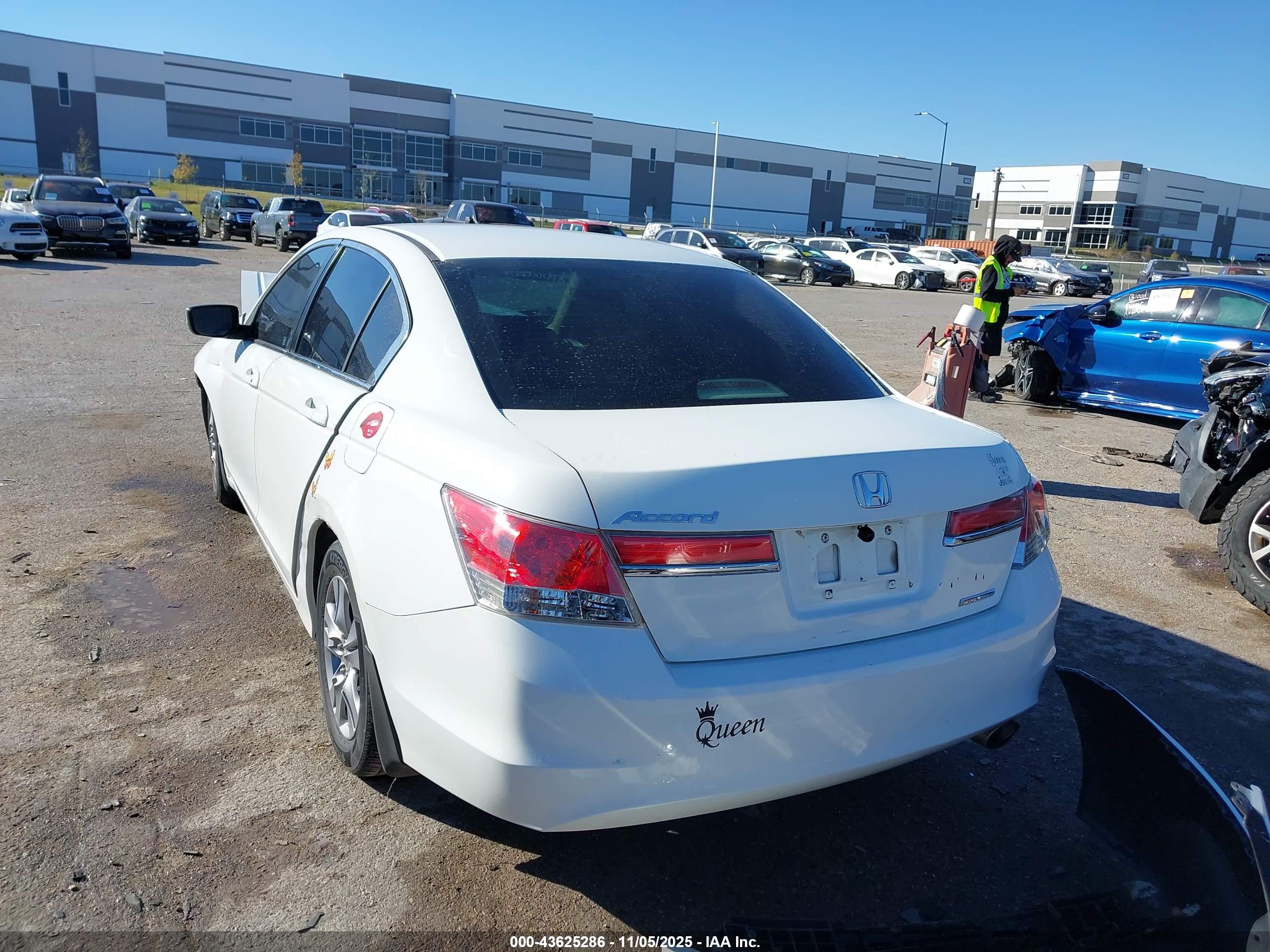 HONDA ACCORD image 3