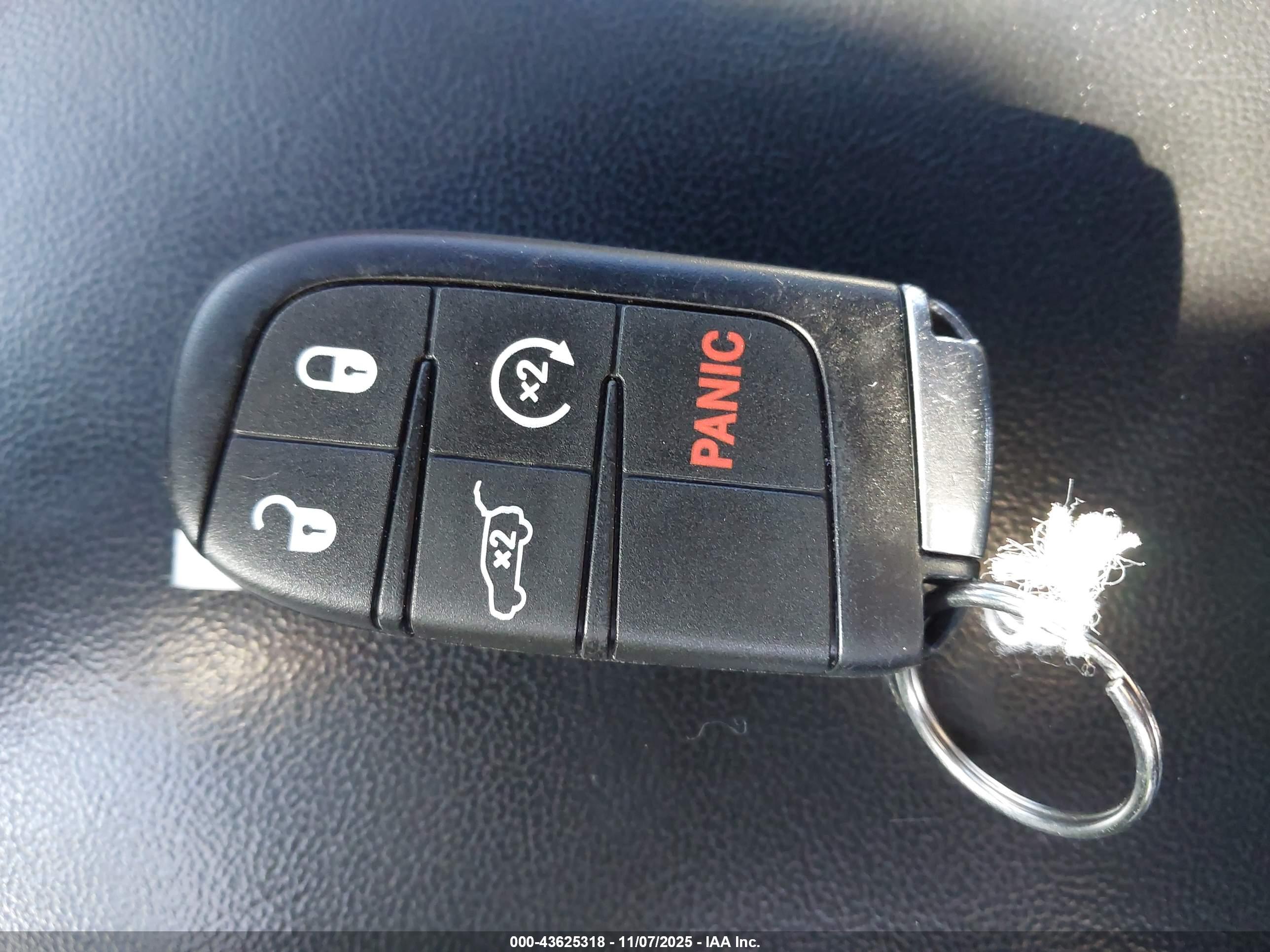 JEEP GRAND image 11