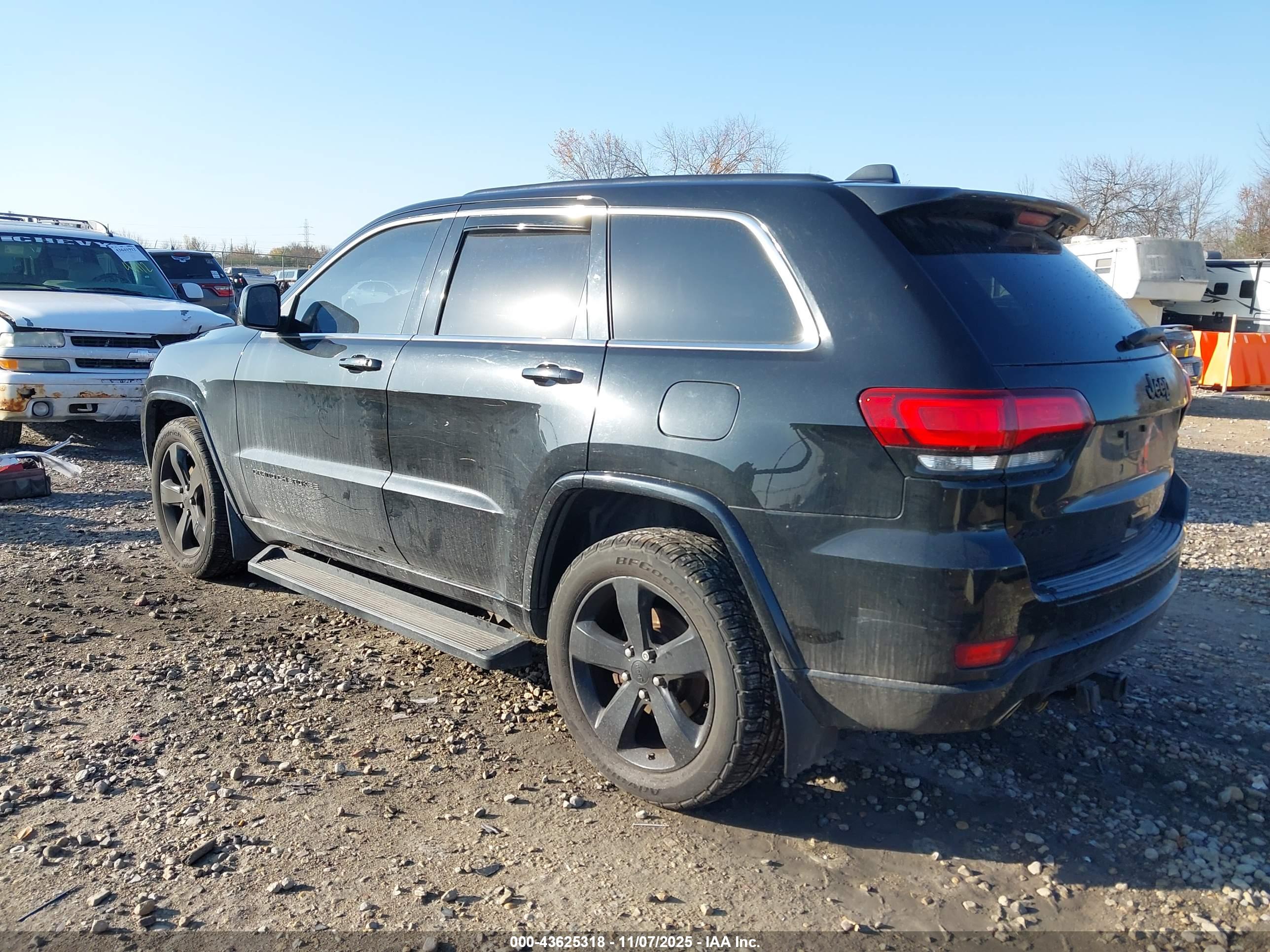 JEEP GRAND image 3