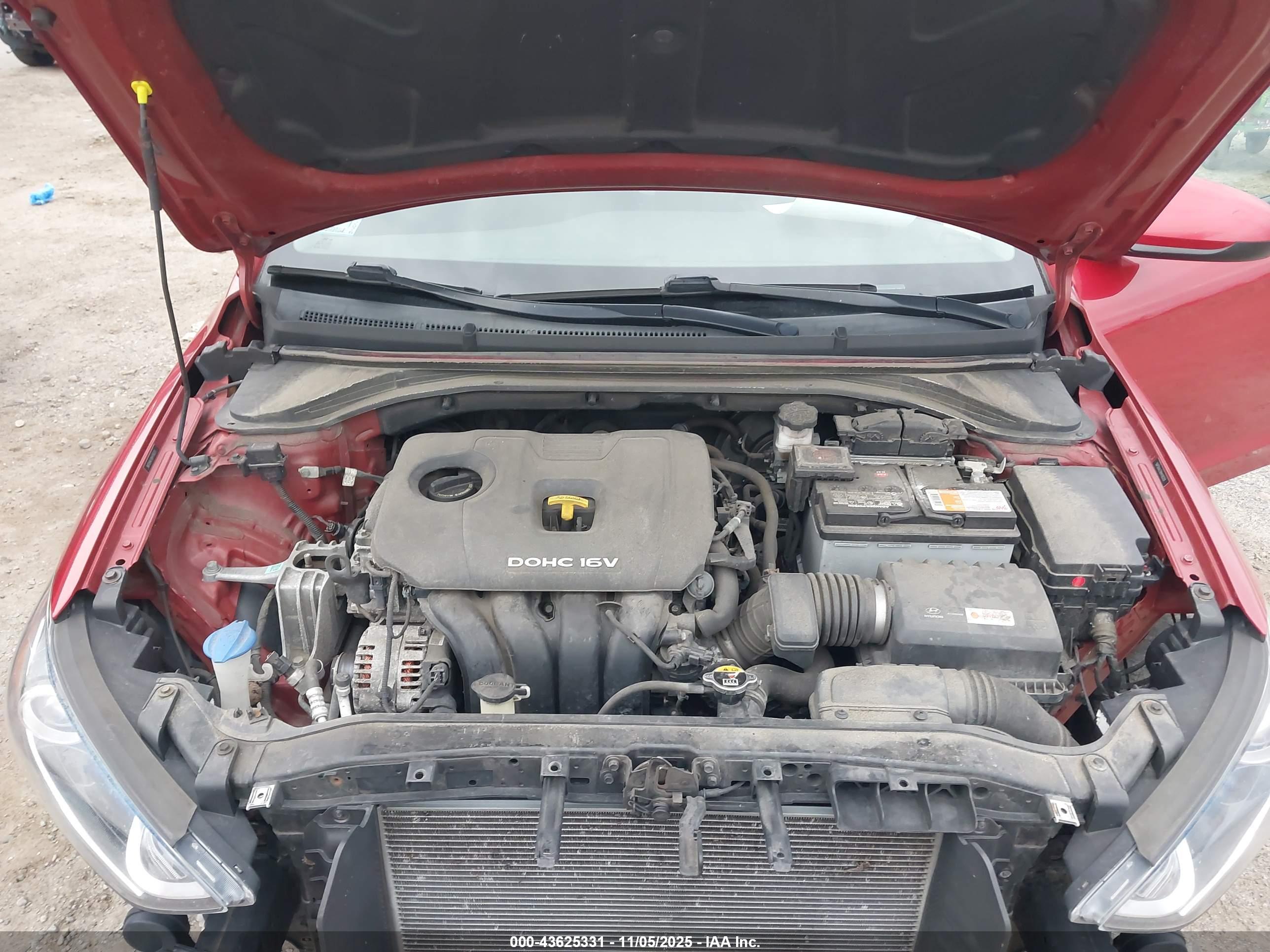 HYUNDAI ELANTRA image 10