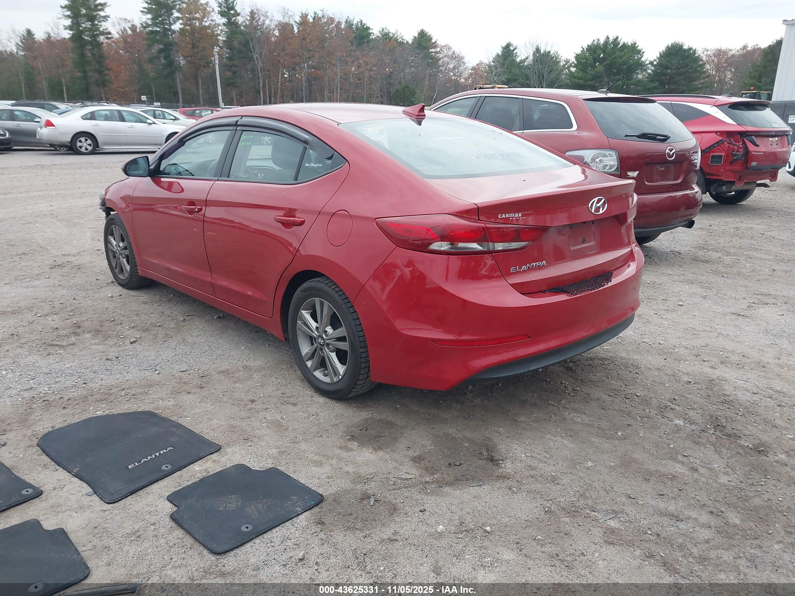 HYUNDAI ELANTRA image 3