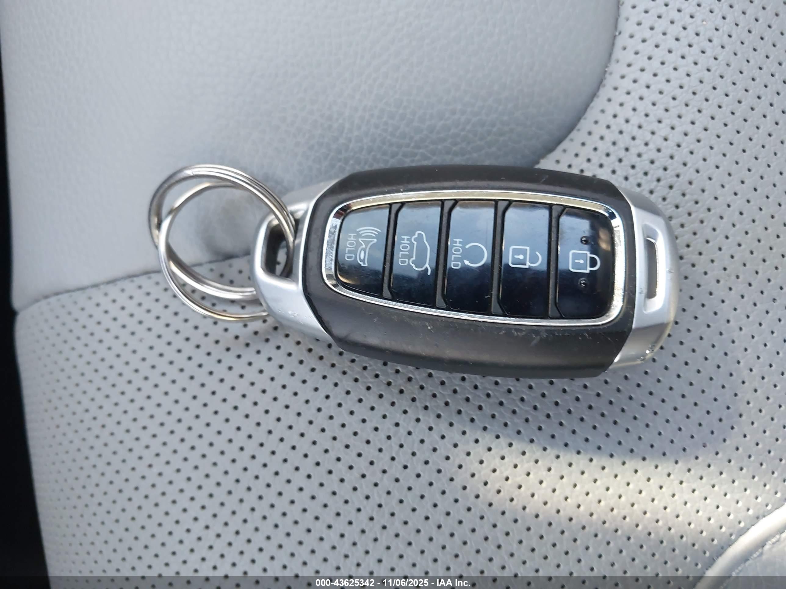 HYUNDAI PALISADE image 11