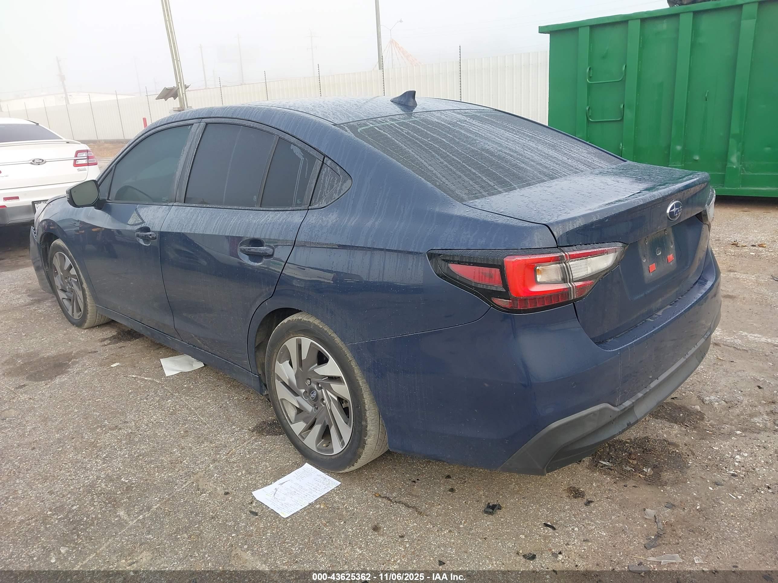 SUBARU LEGACY image 3