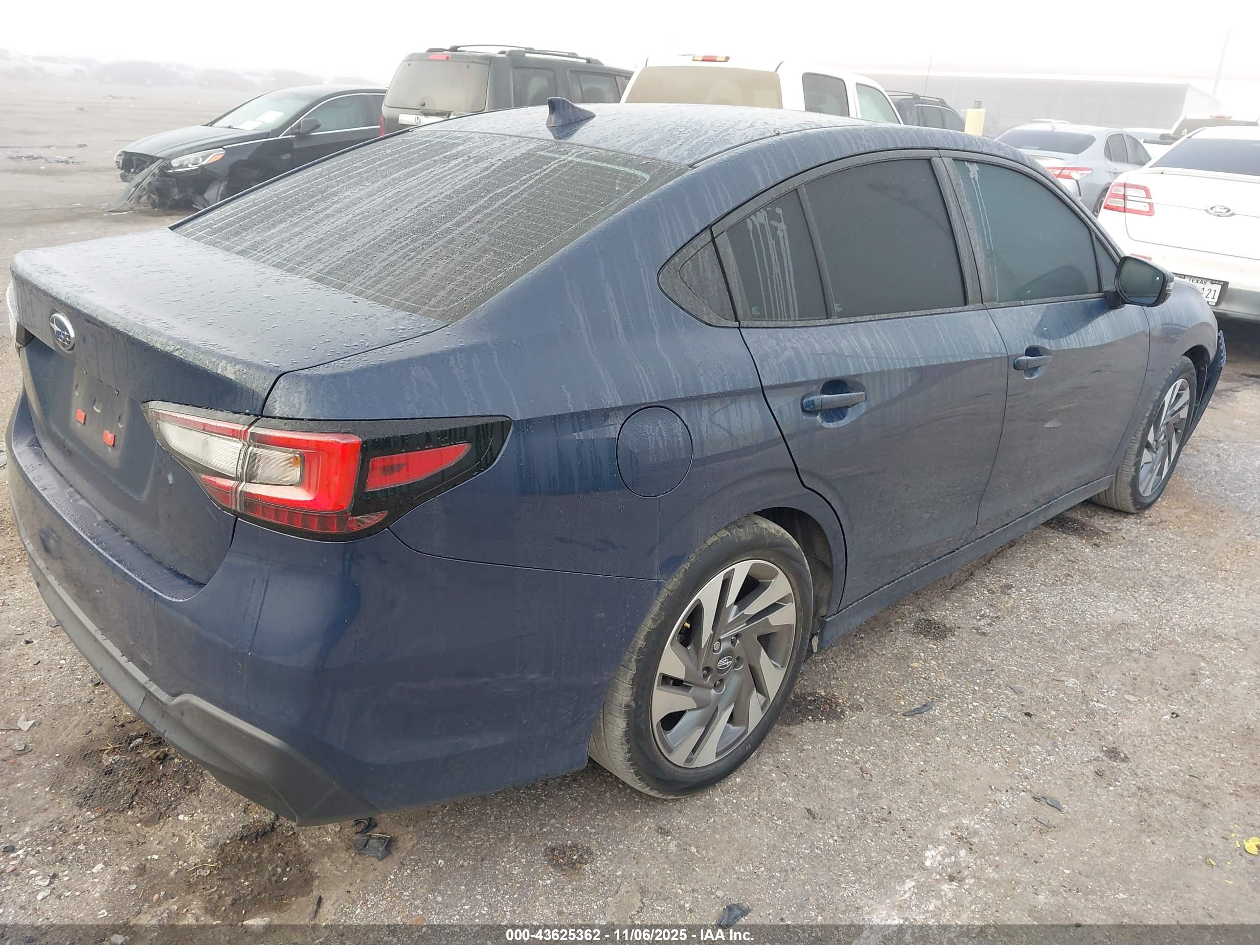 SUBARU LEGACY image 4