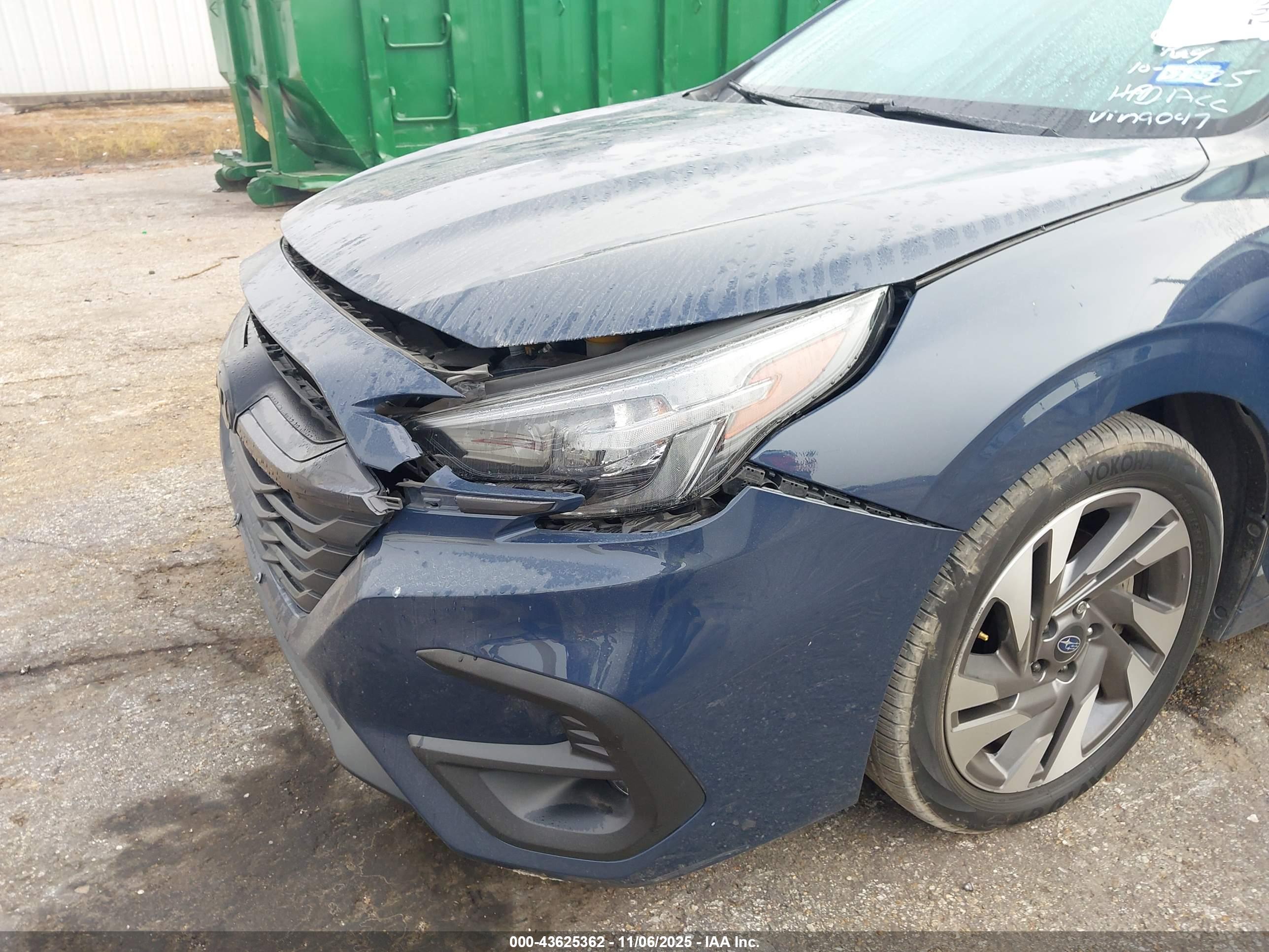 SUBARU LEGACY image 6