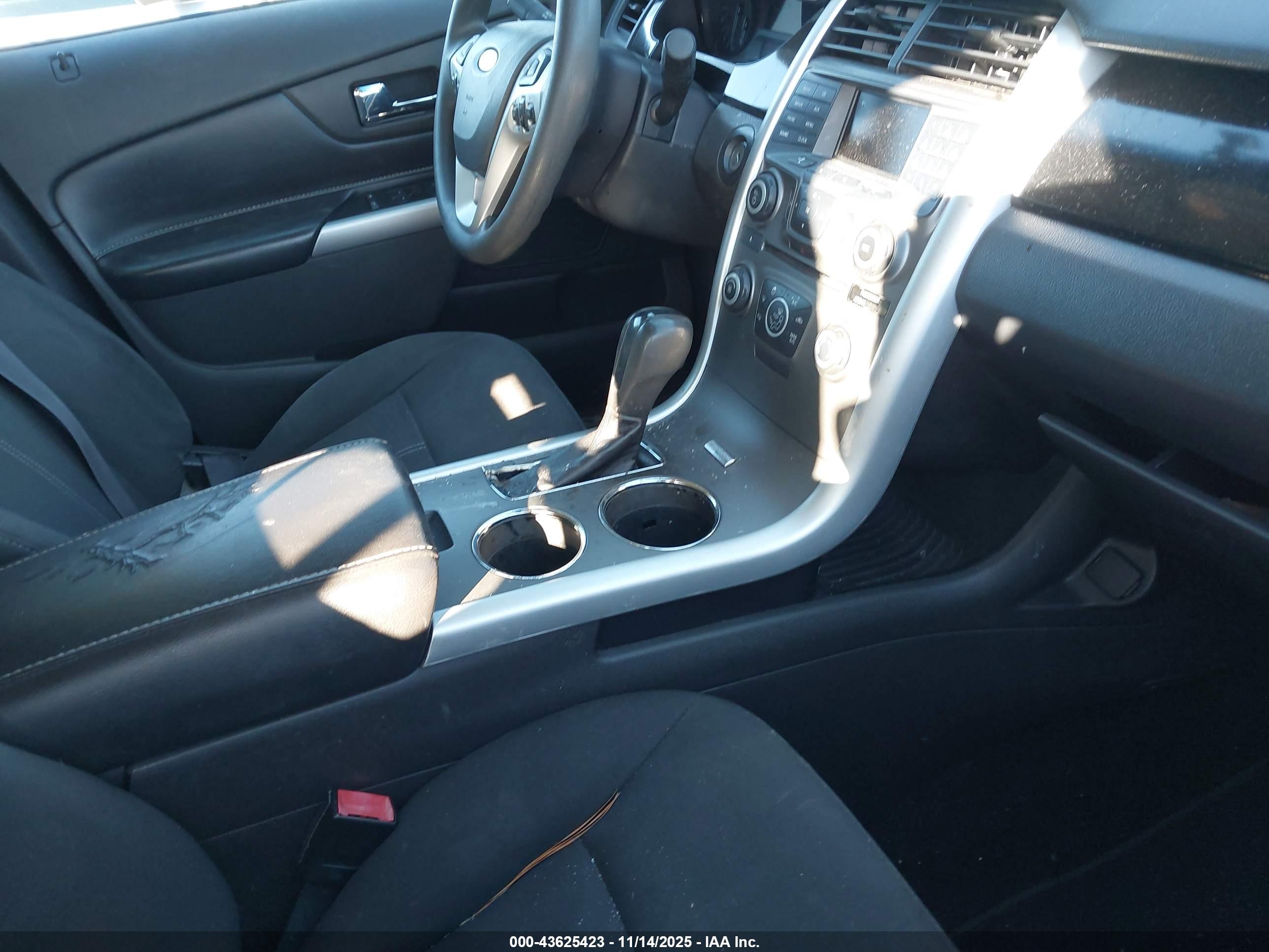 FORD EDGE image 5