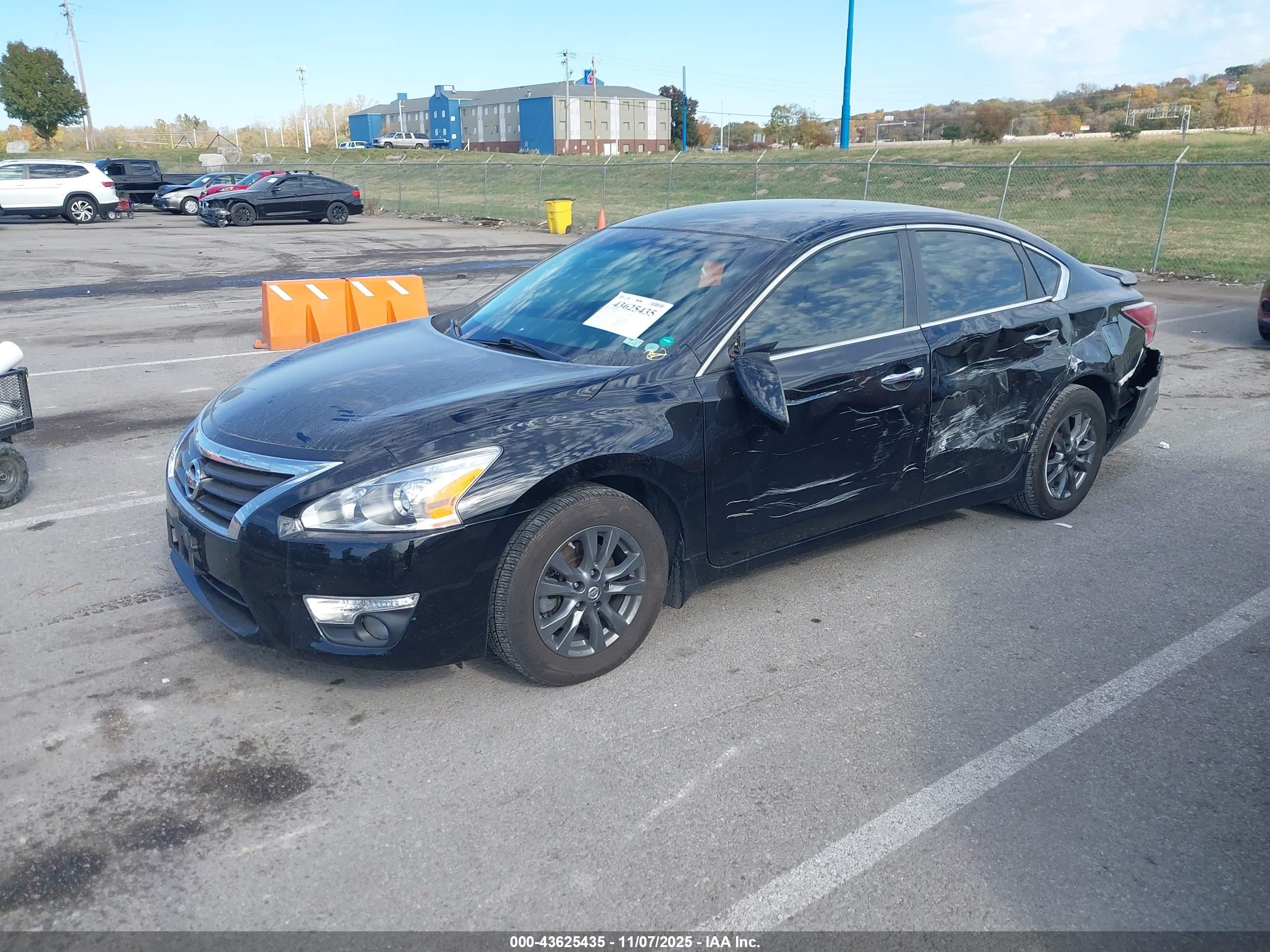 NISSAN ALTIMA image 2