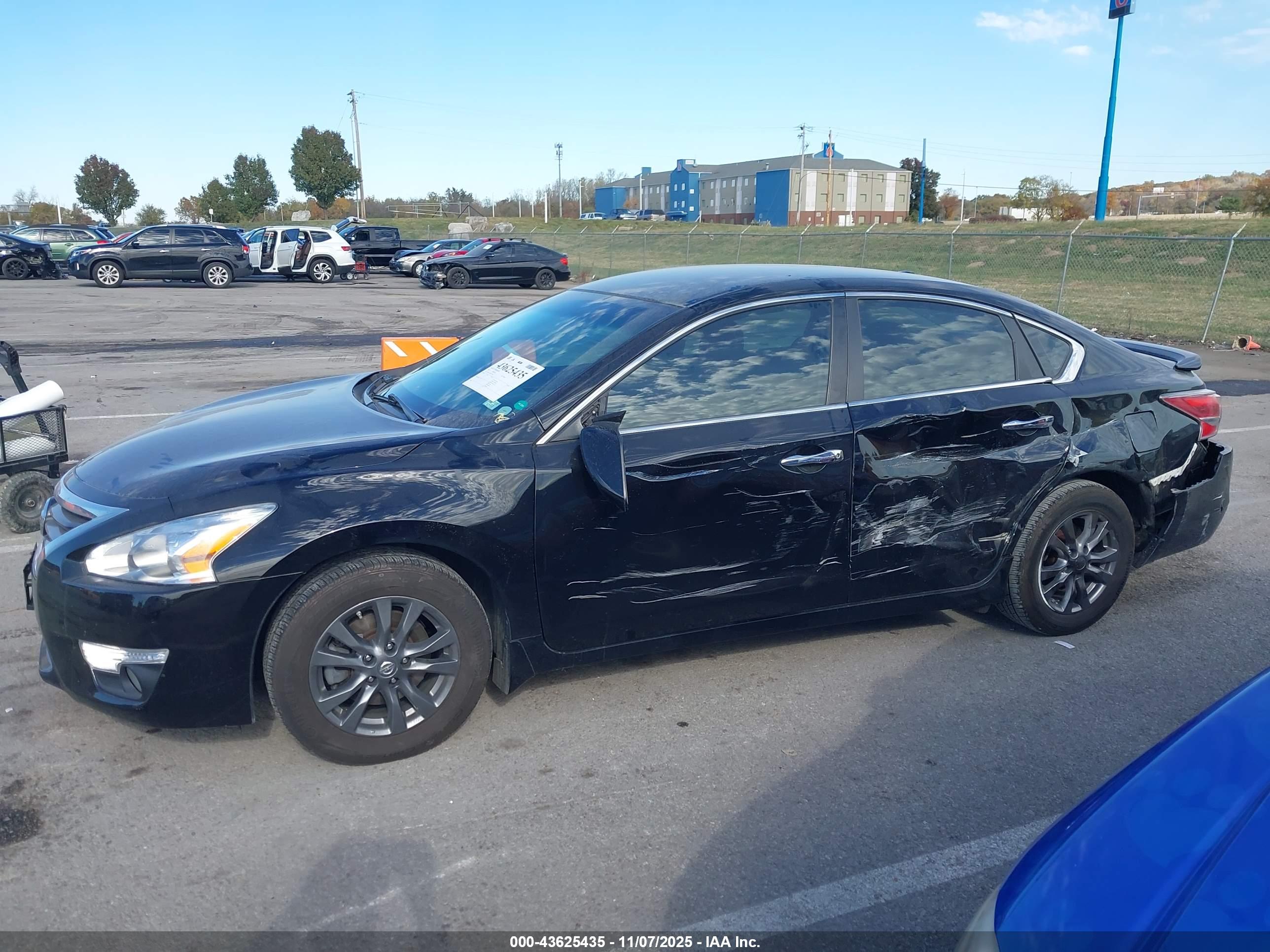 NISSAN ALTIMA image 6