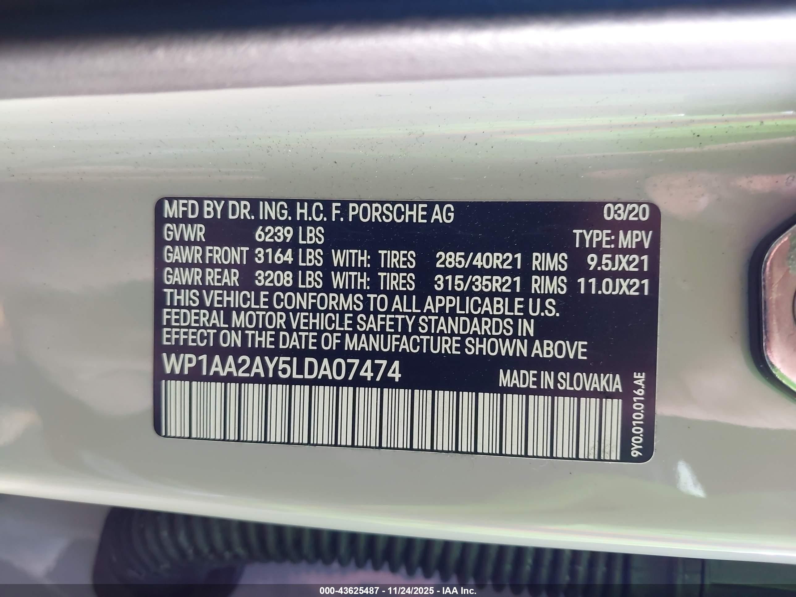 PORSCHE CAYENNE image 9
