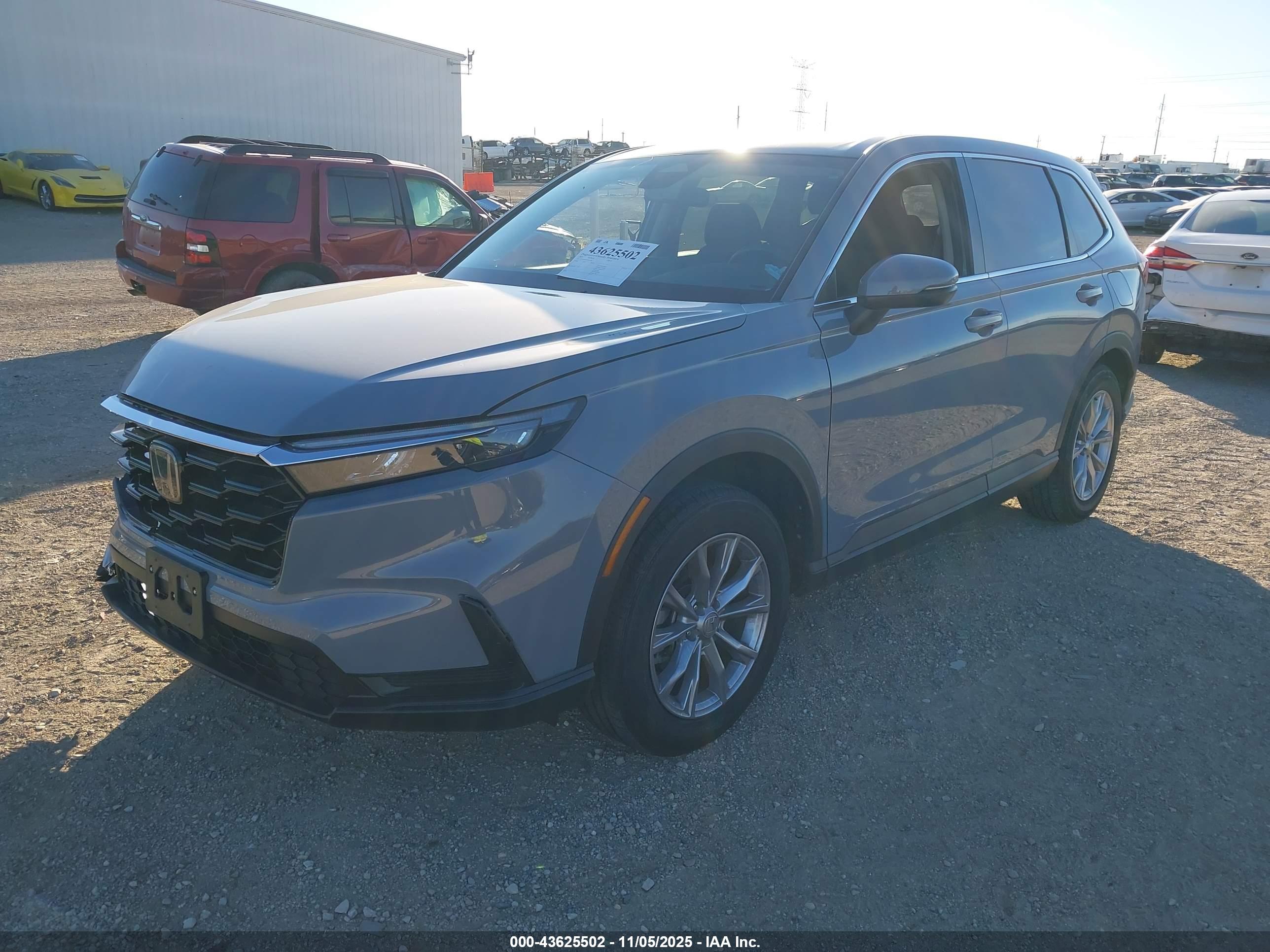 HONDA CR-V image 2
