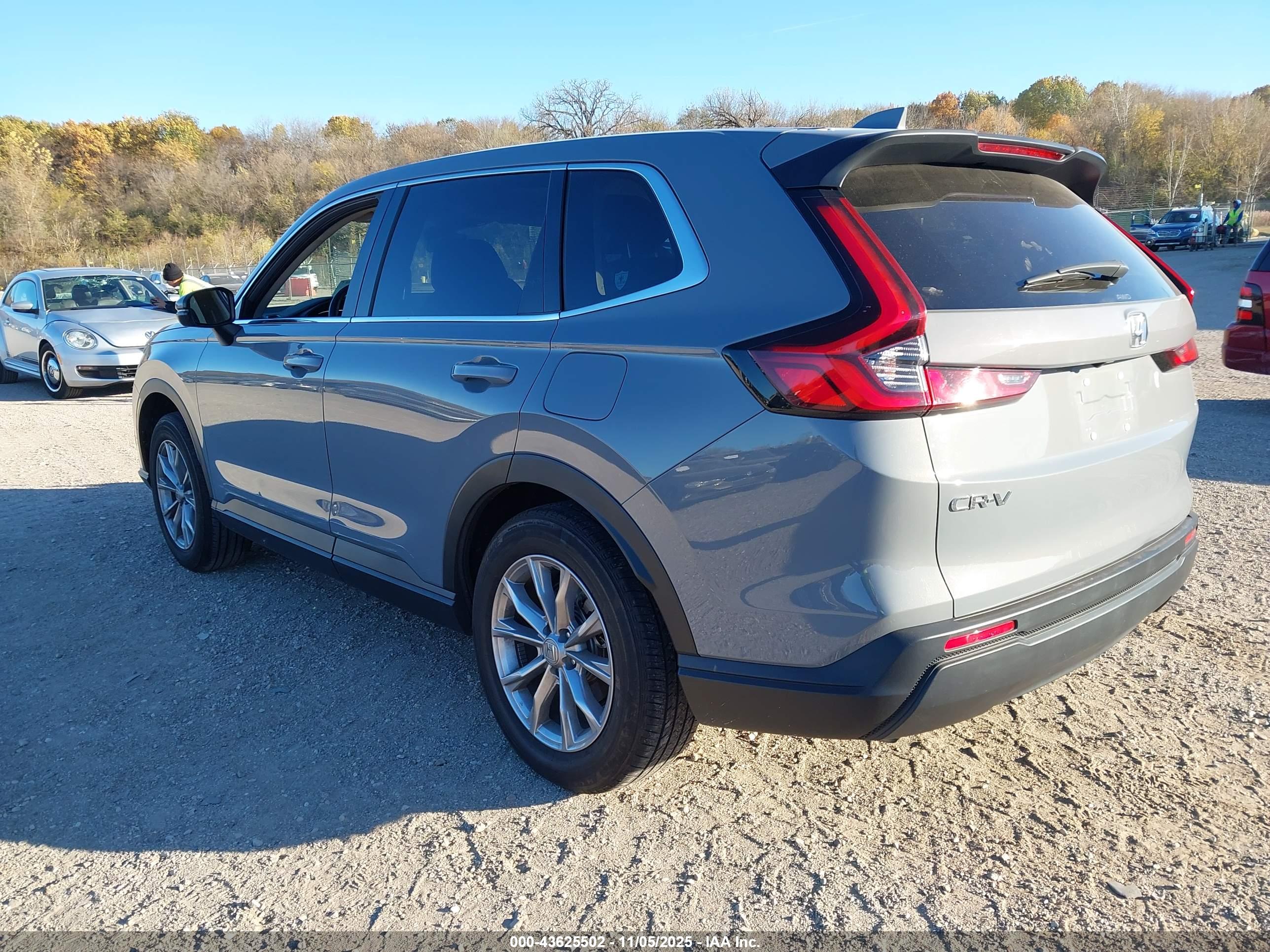 HONDA CR-V image 3