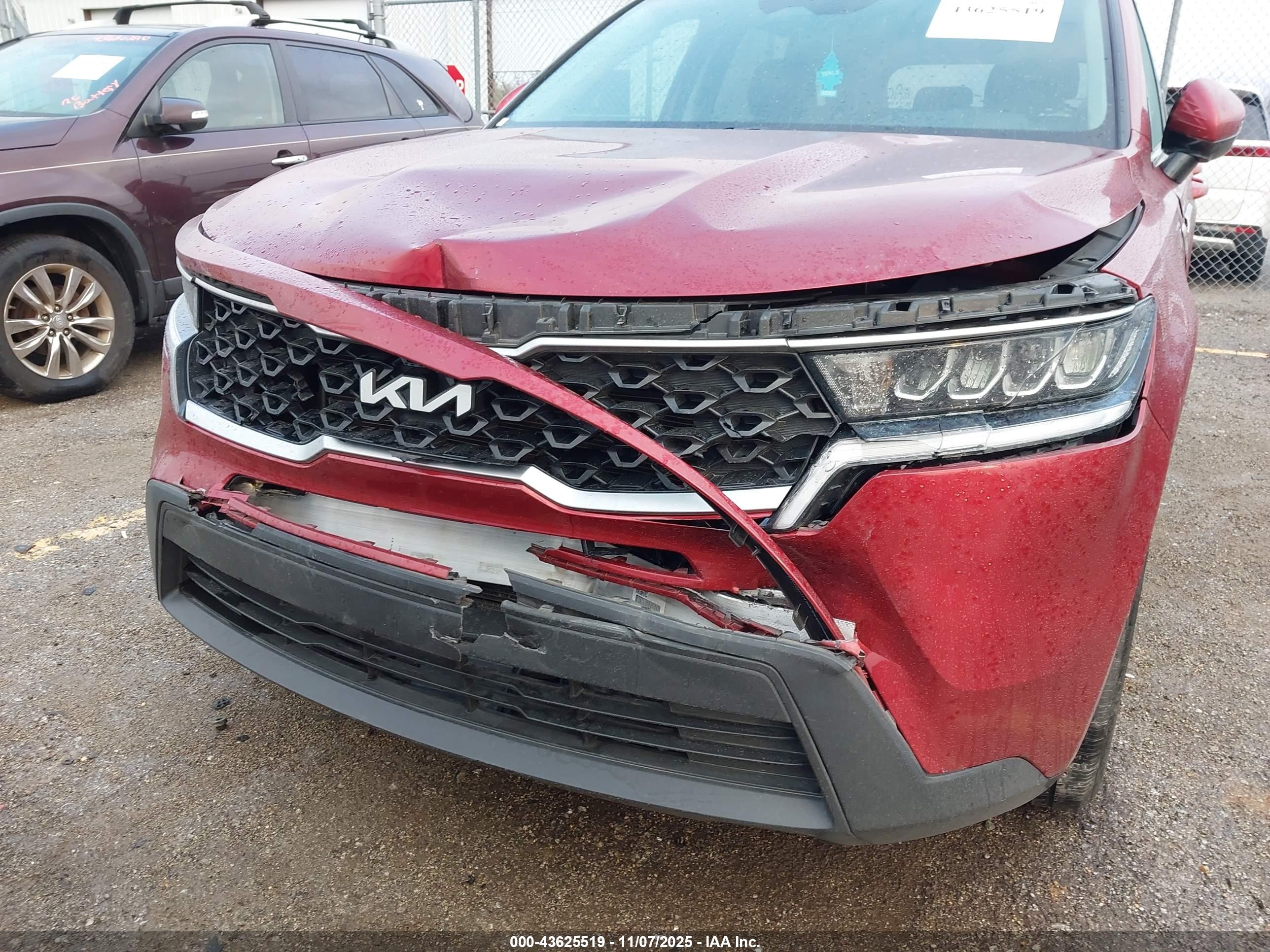 KIA SORENTO image 6