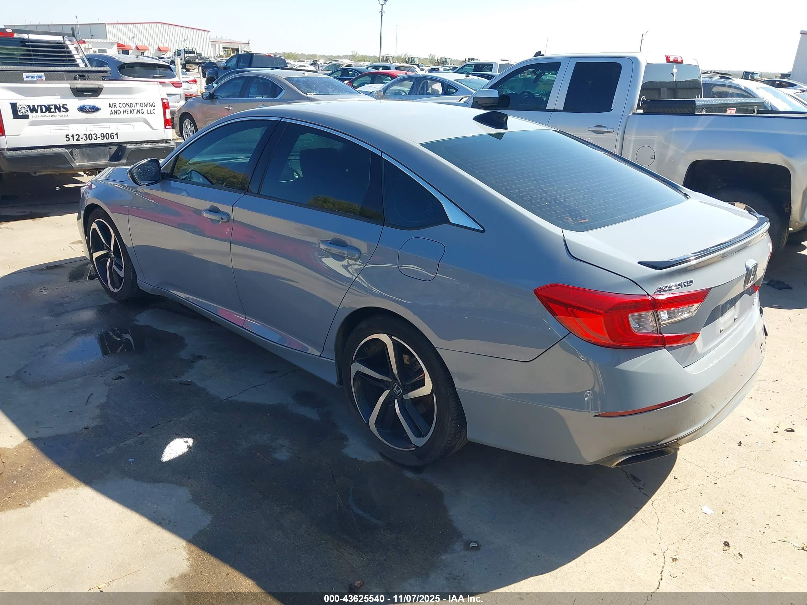 HONDA ACCORD image 3