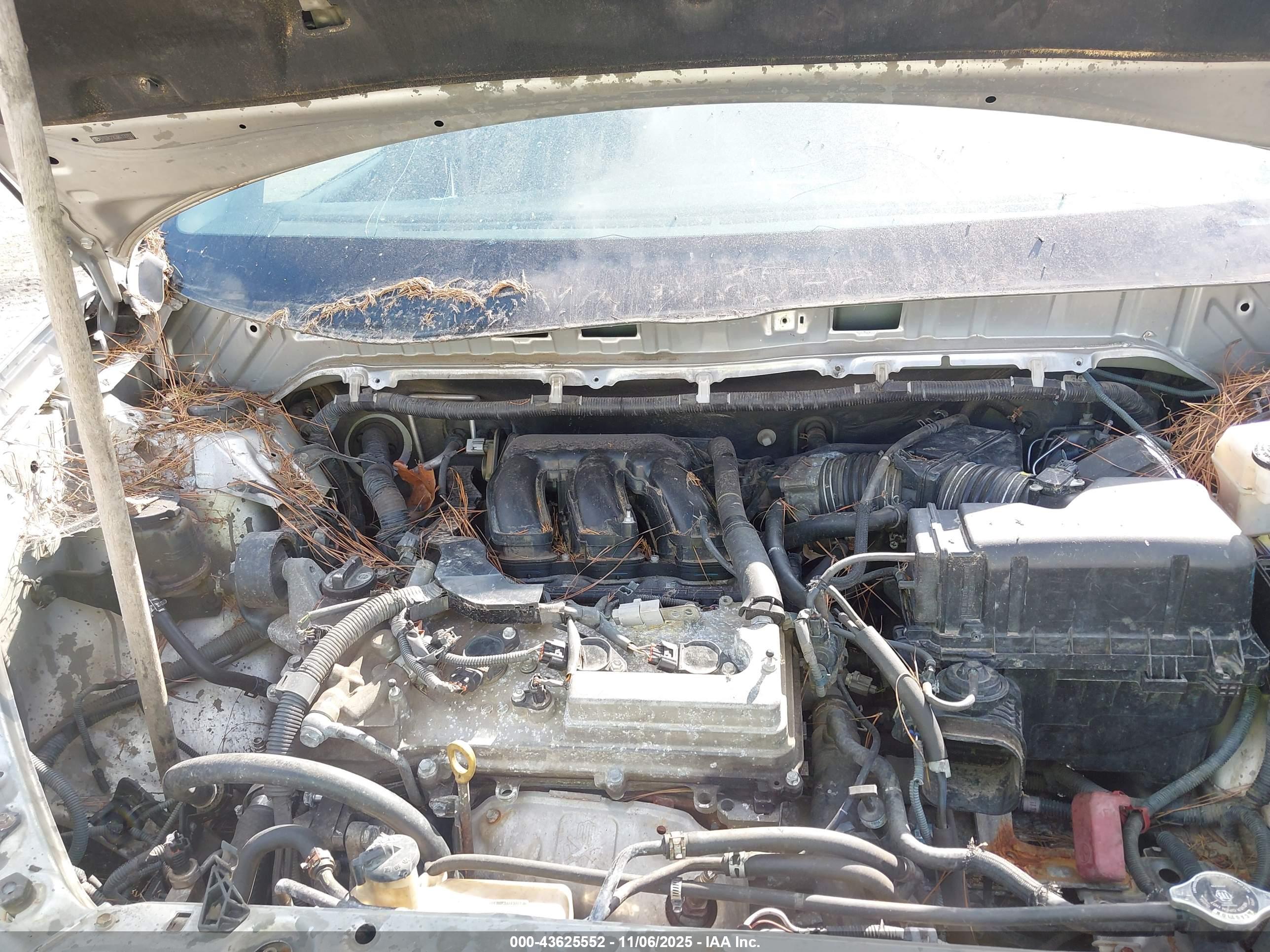 TOYOTA SIENNA image 10