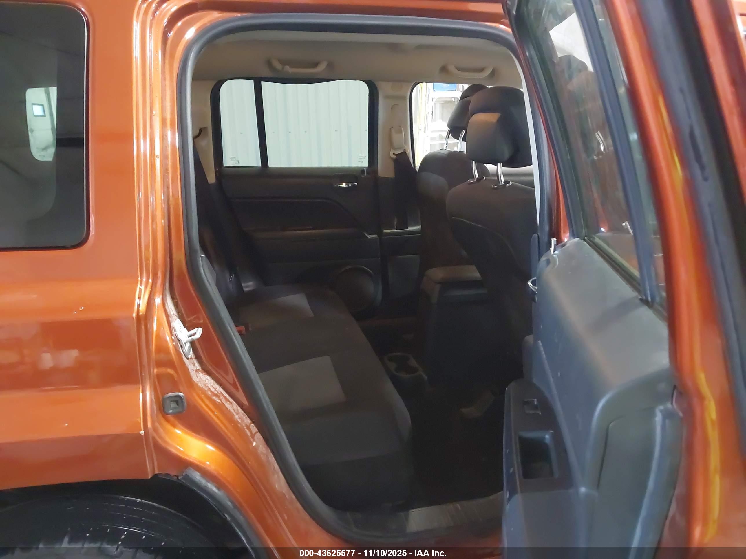 JEEP PATRIOT image 8