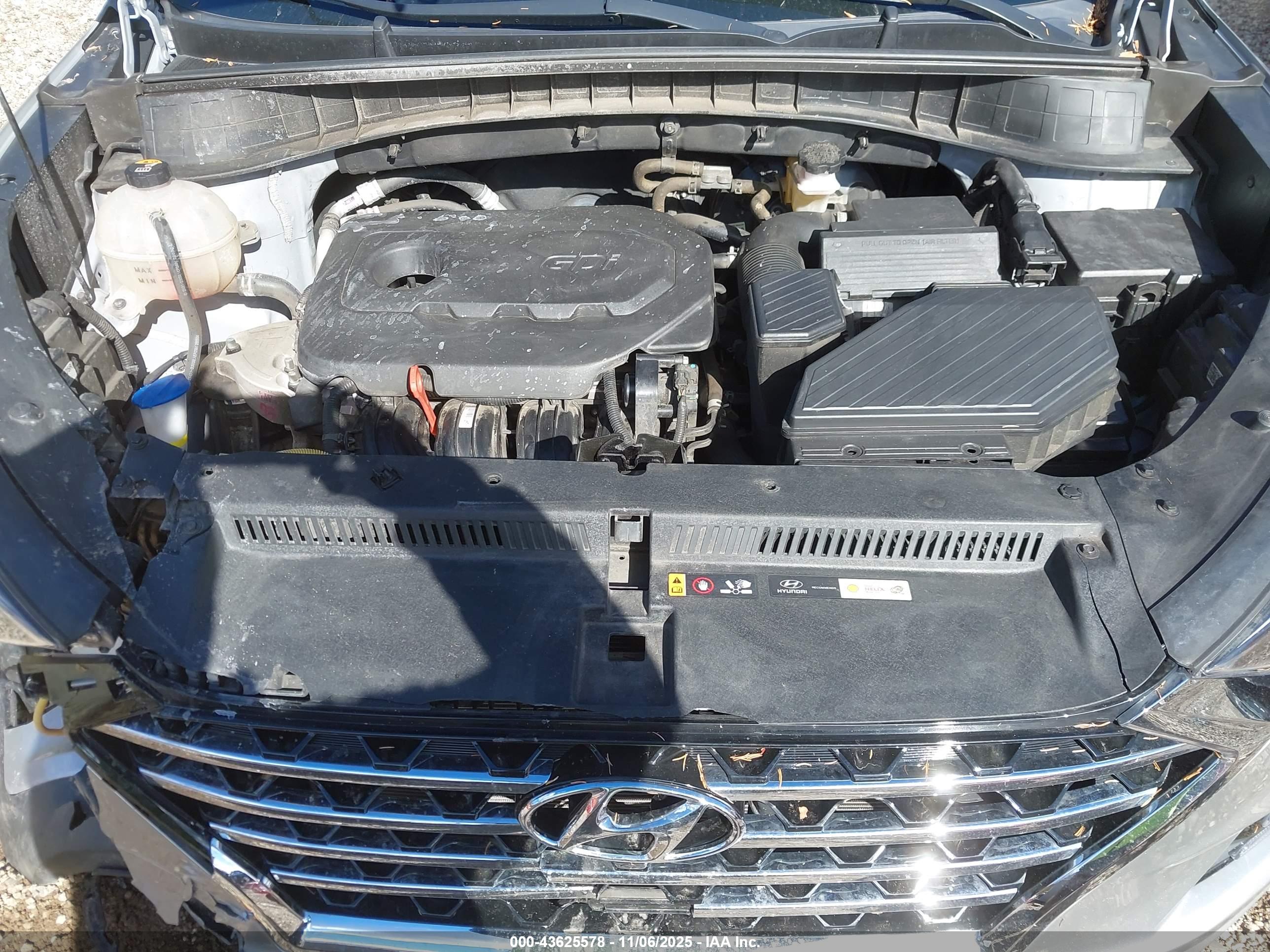 HYUNDAI TUCSON image 10