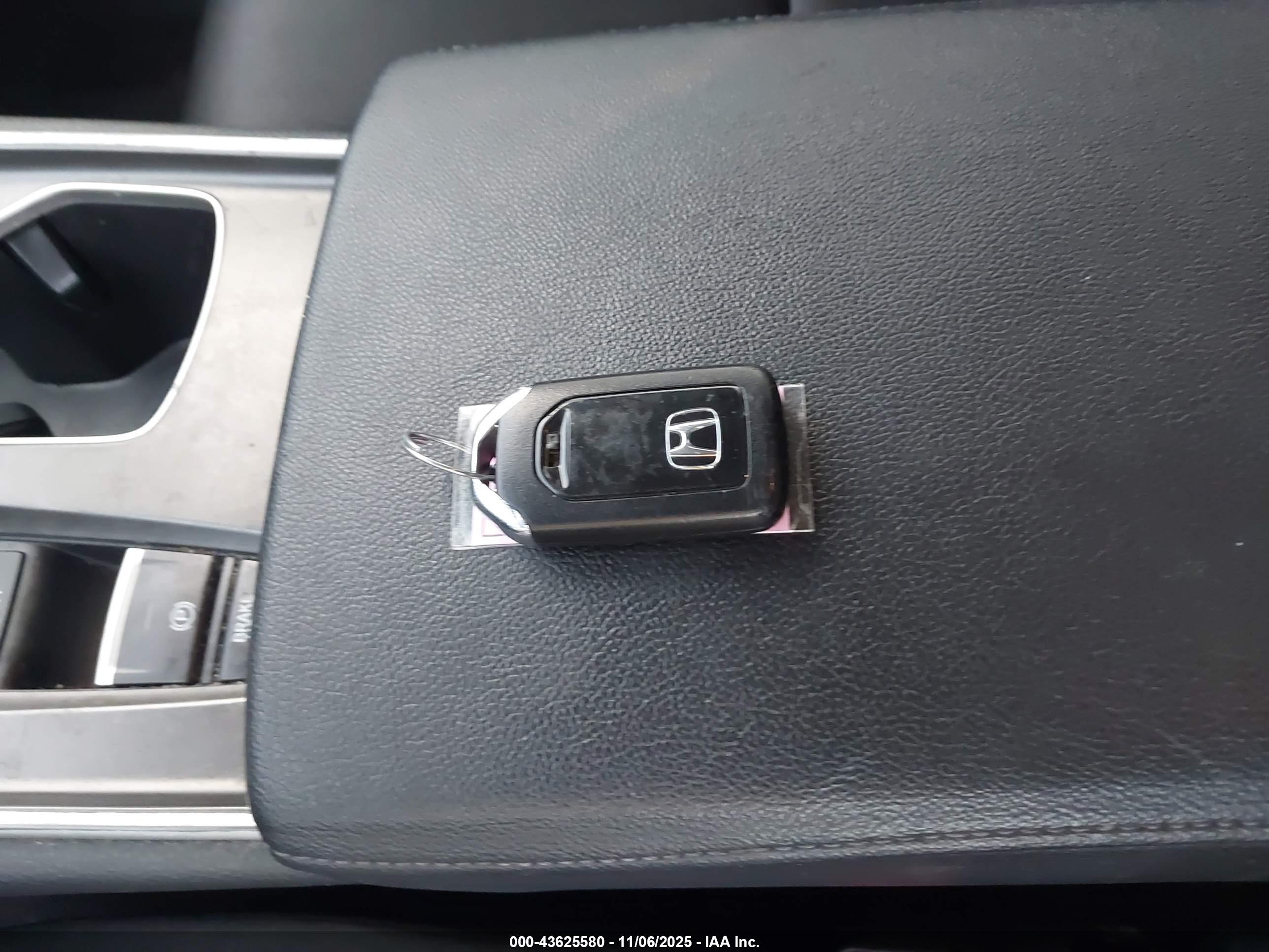 HONDA ACCORD image 11