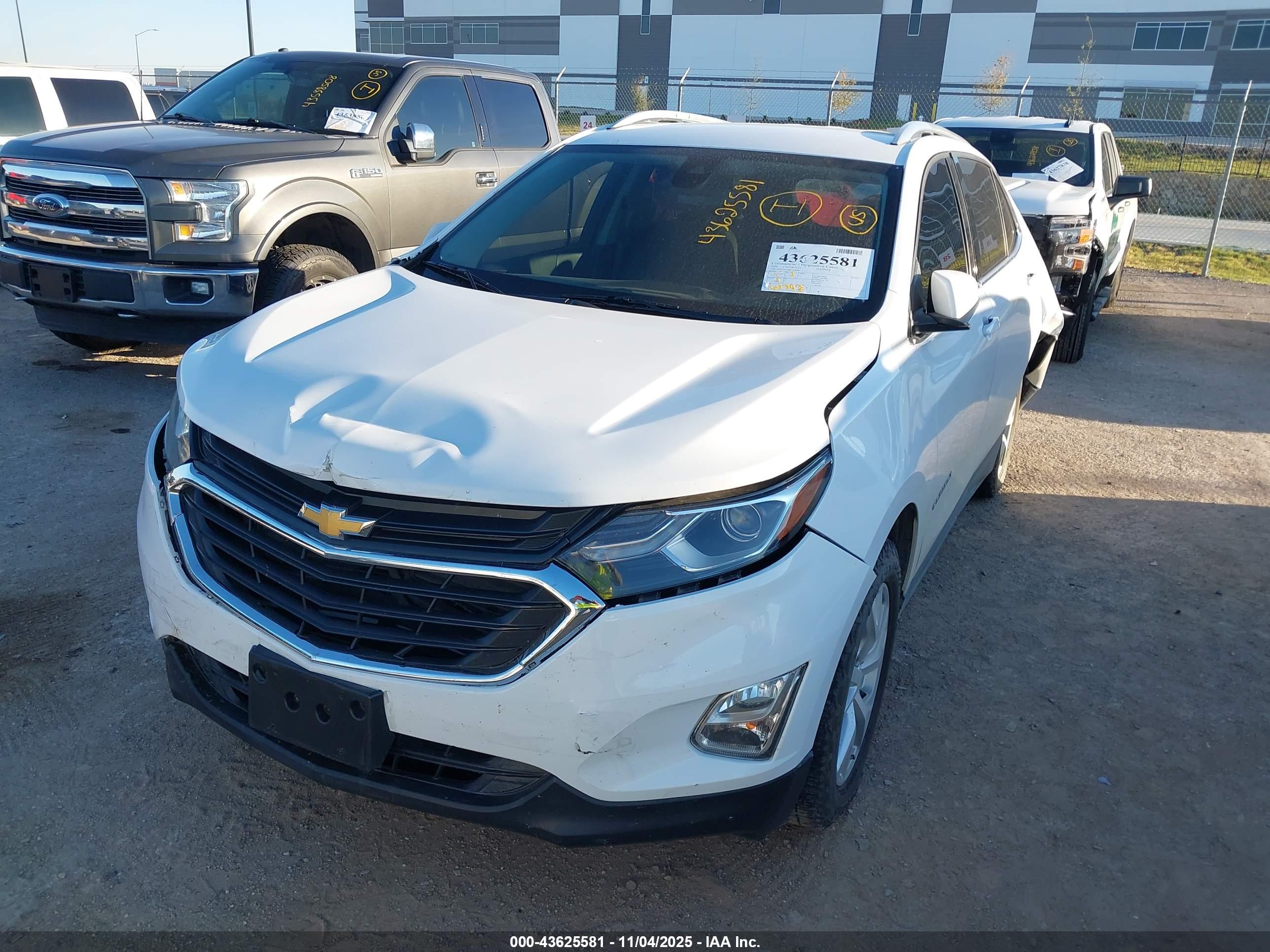 CHEVROLET EQUINOX image 2