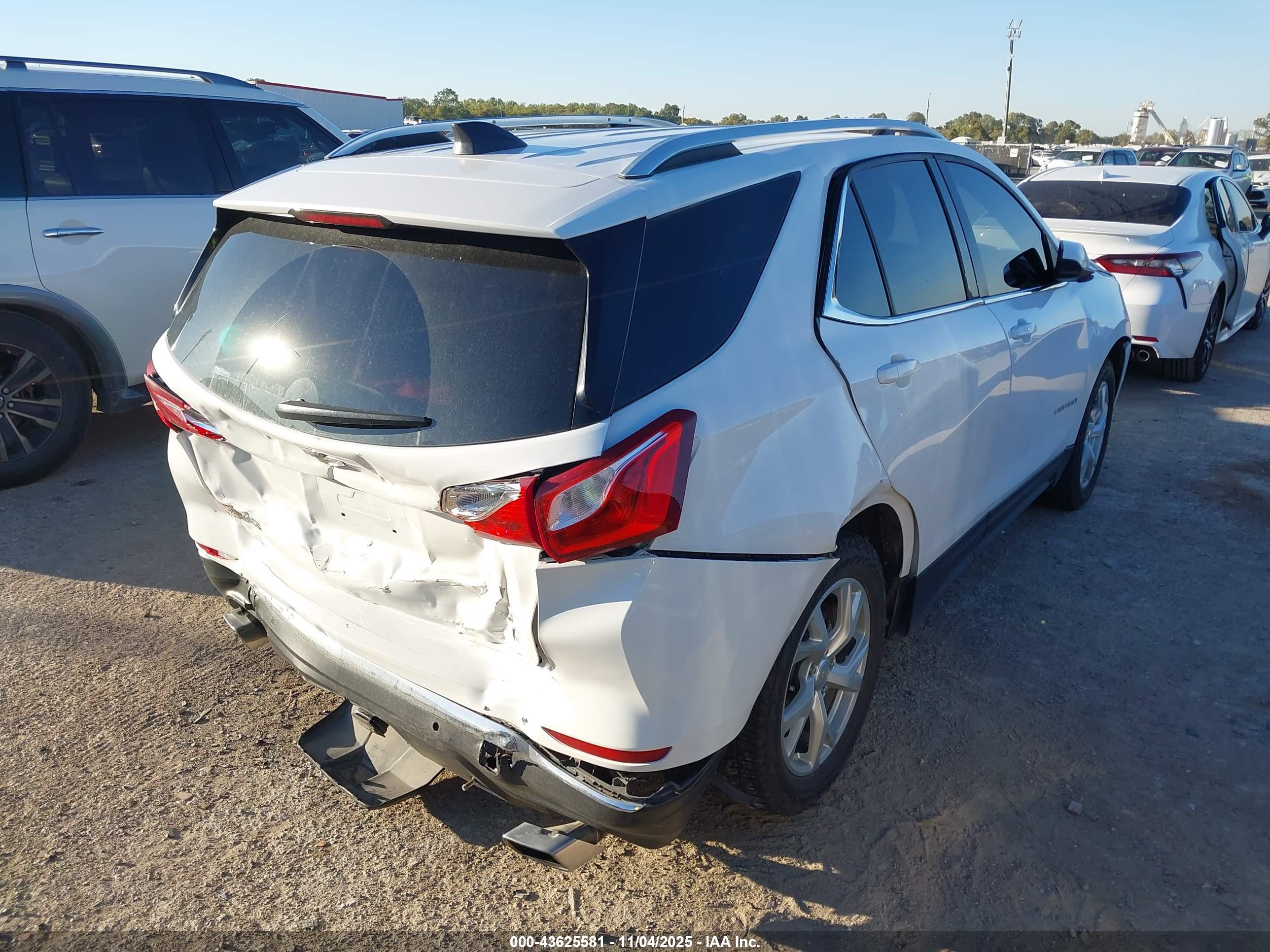 CHEVROLET EQUINOX image 4