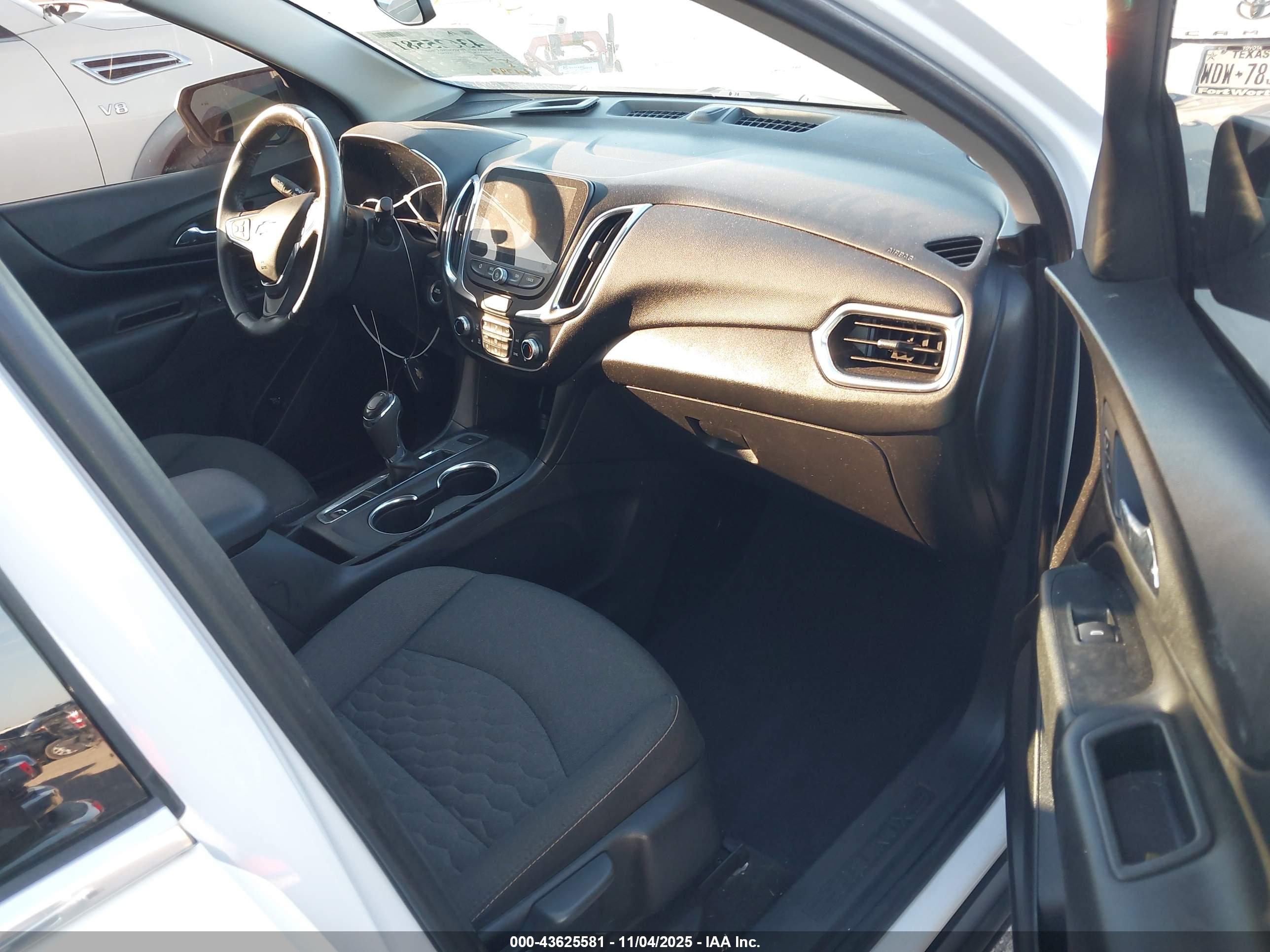 CHEVROLET EQUINOX image 5