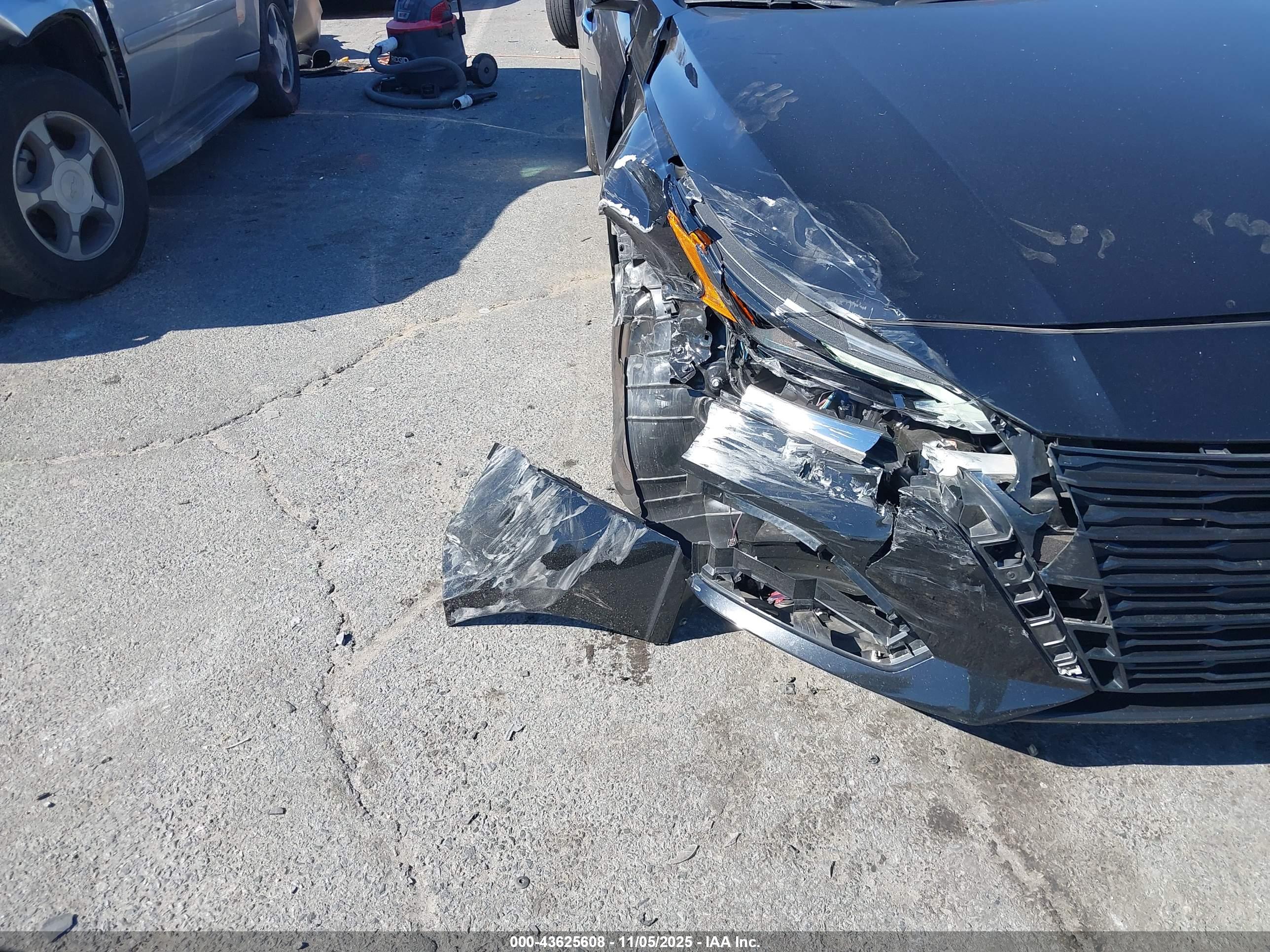 NISSAN ALTIMA image 6