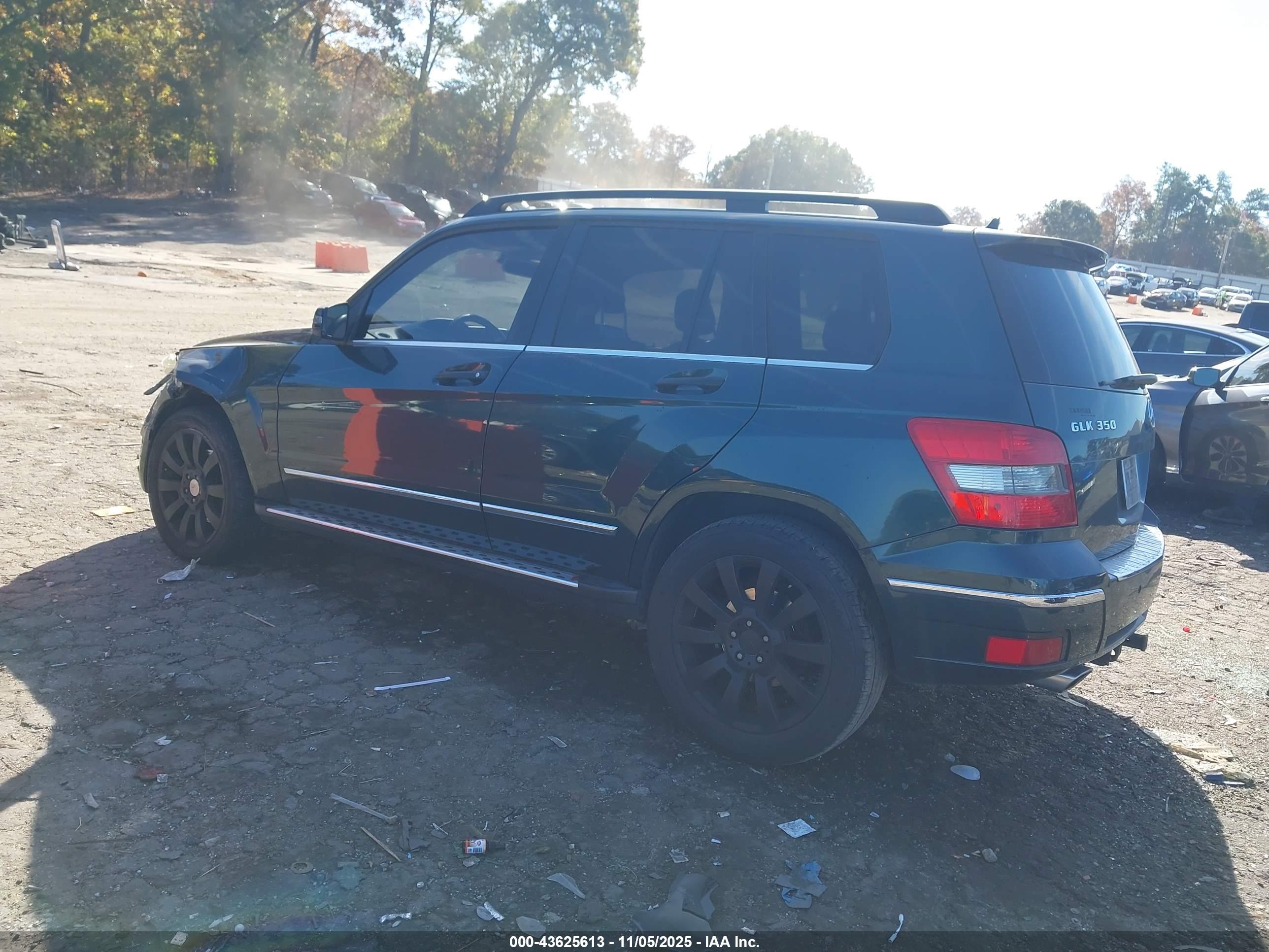 MERCEDES-BENZ GLK image 3