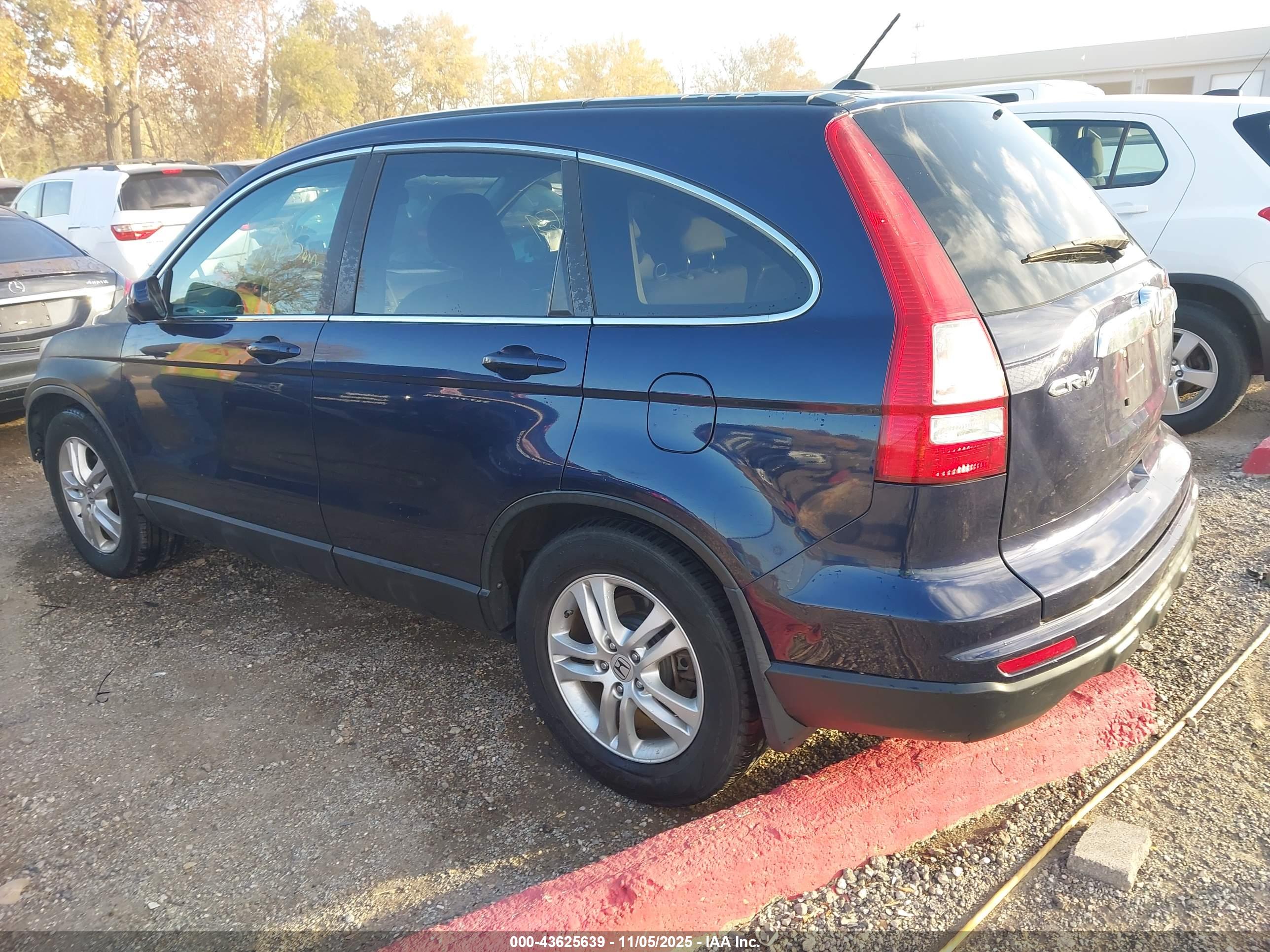 HONDA CR-V image 3