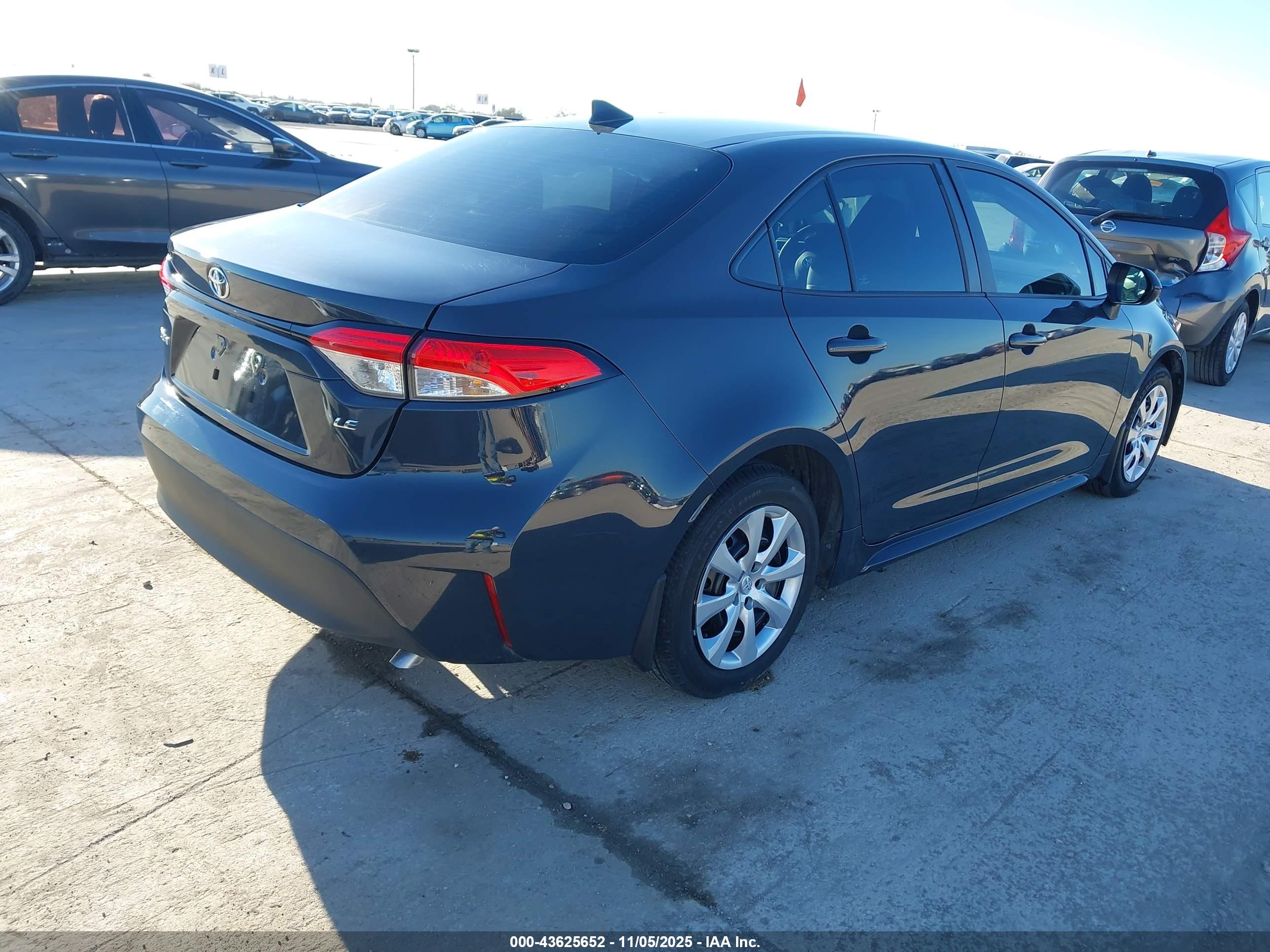 TOYOTA COROLLA image 4
