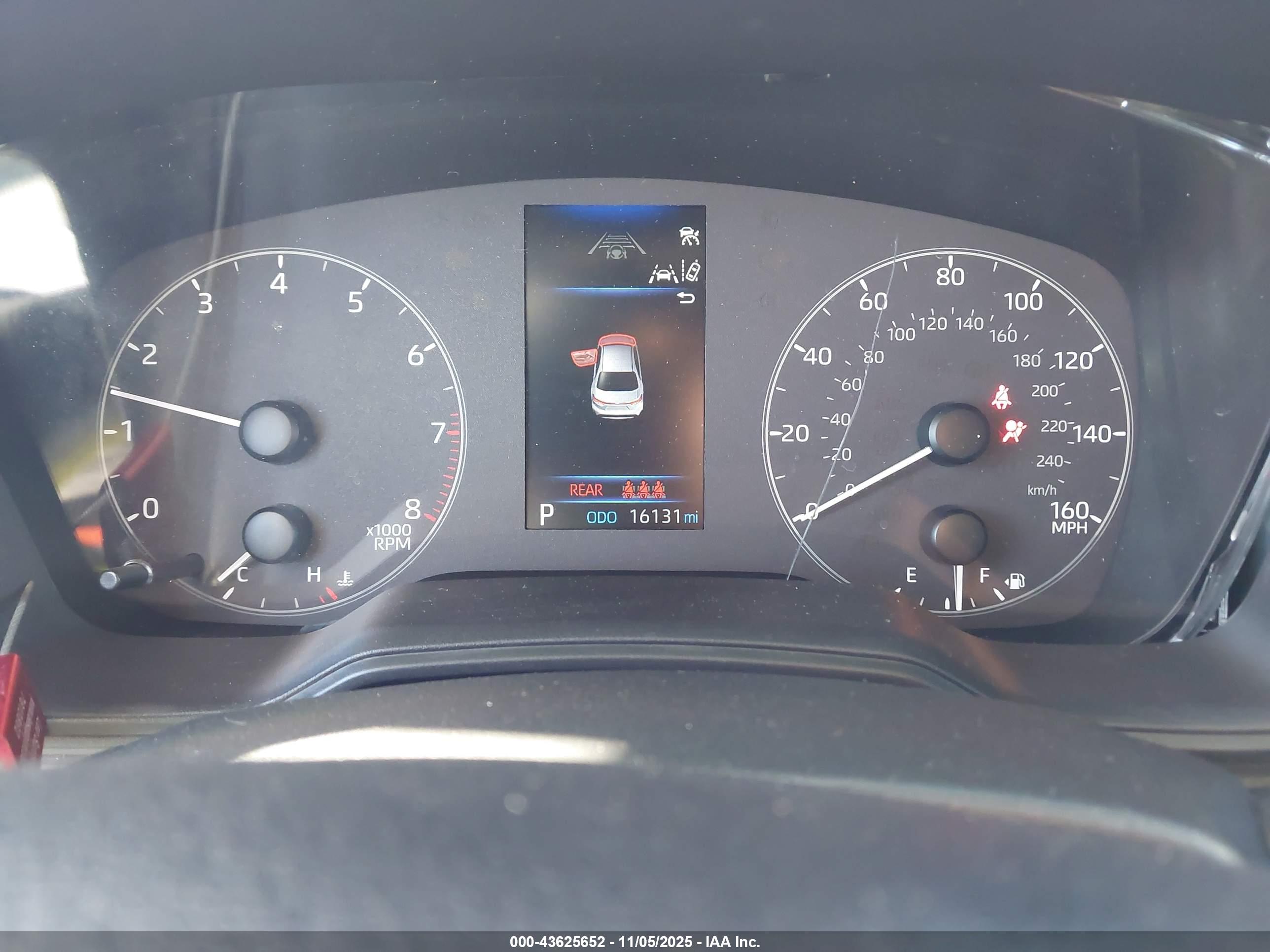 TOYOTA COROLLA image 7