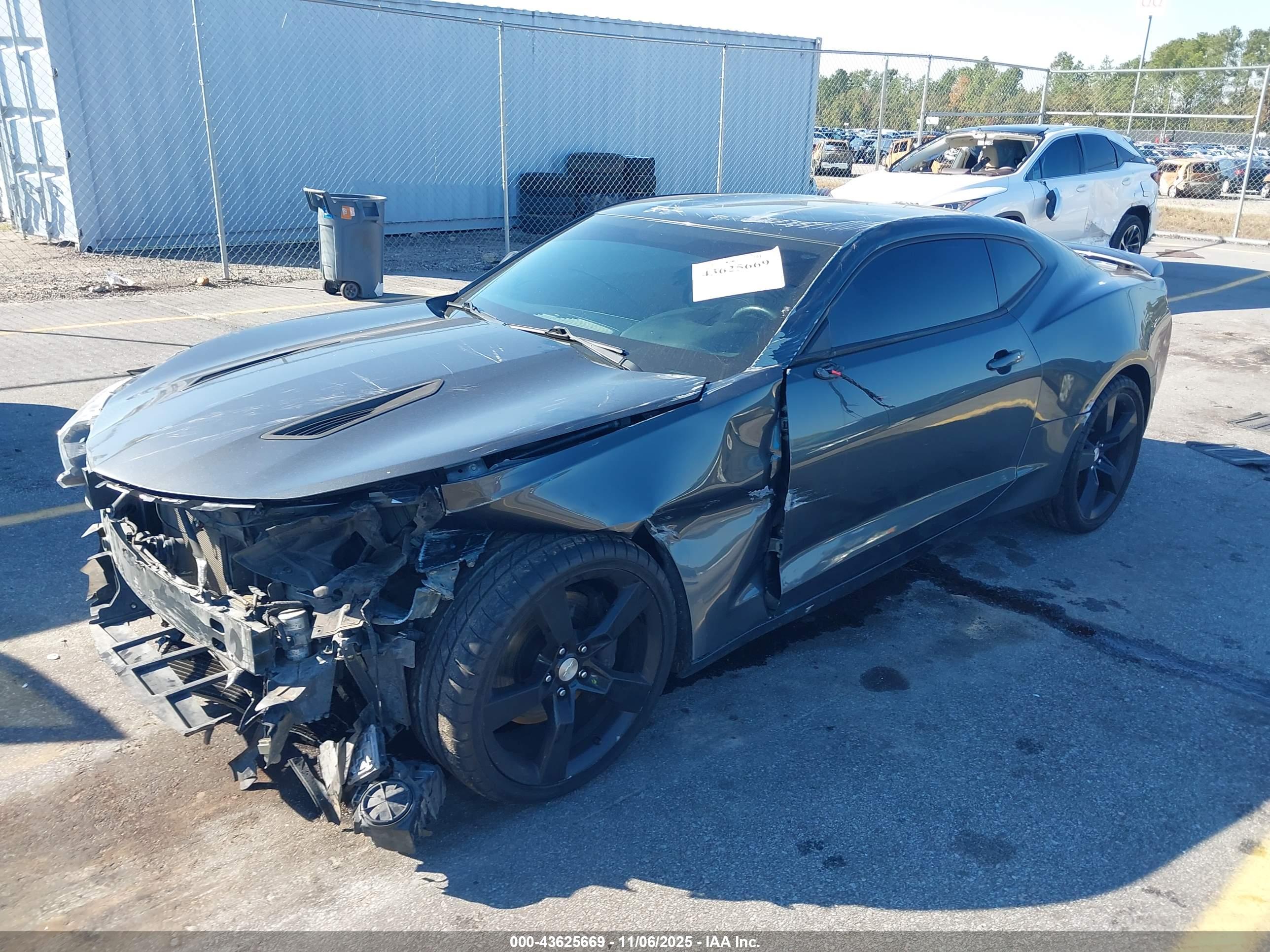CHEVROLET CAMARO image 2