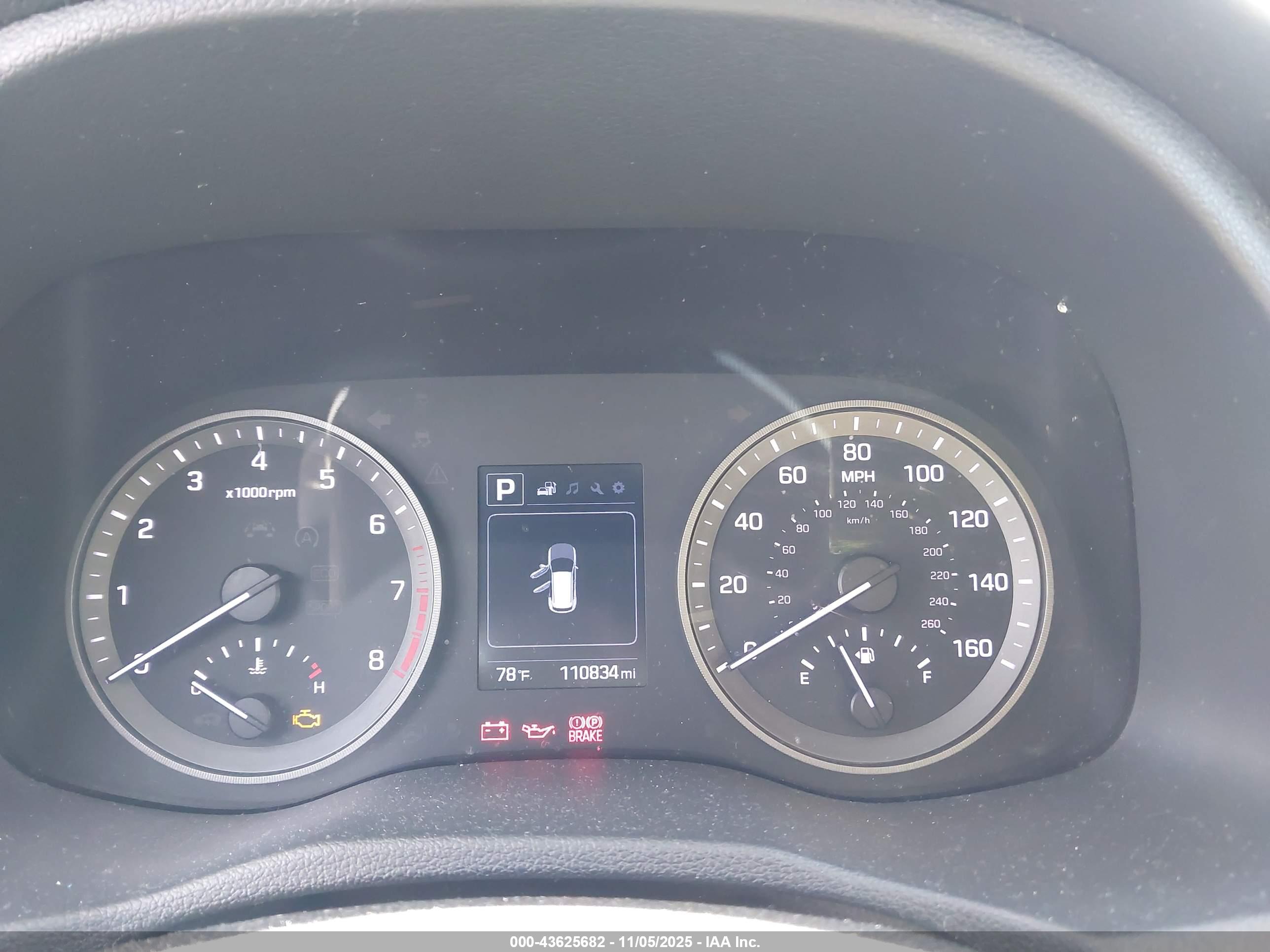 HYUNDAI TUCSON image 7