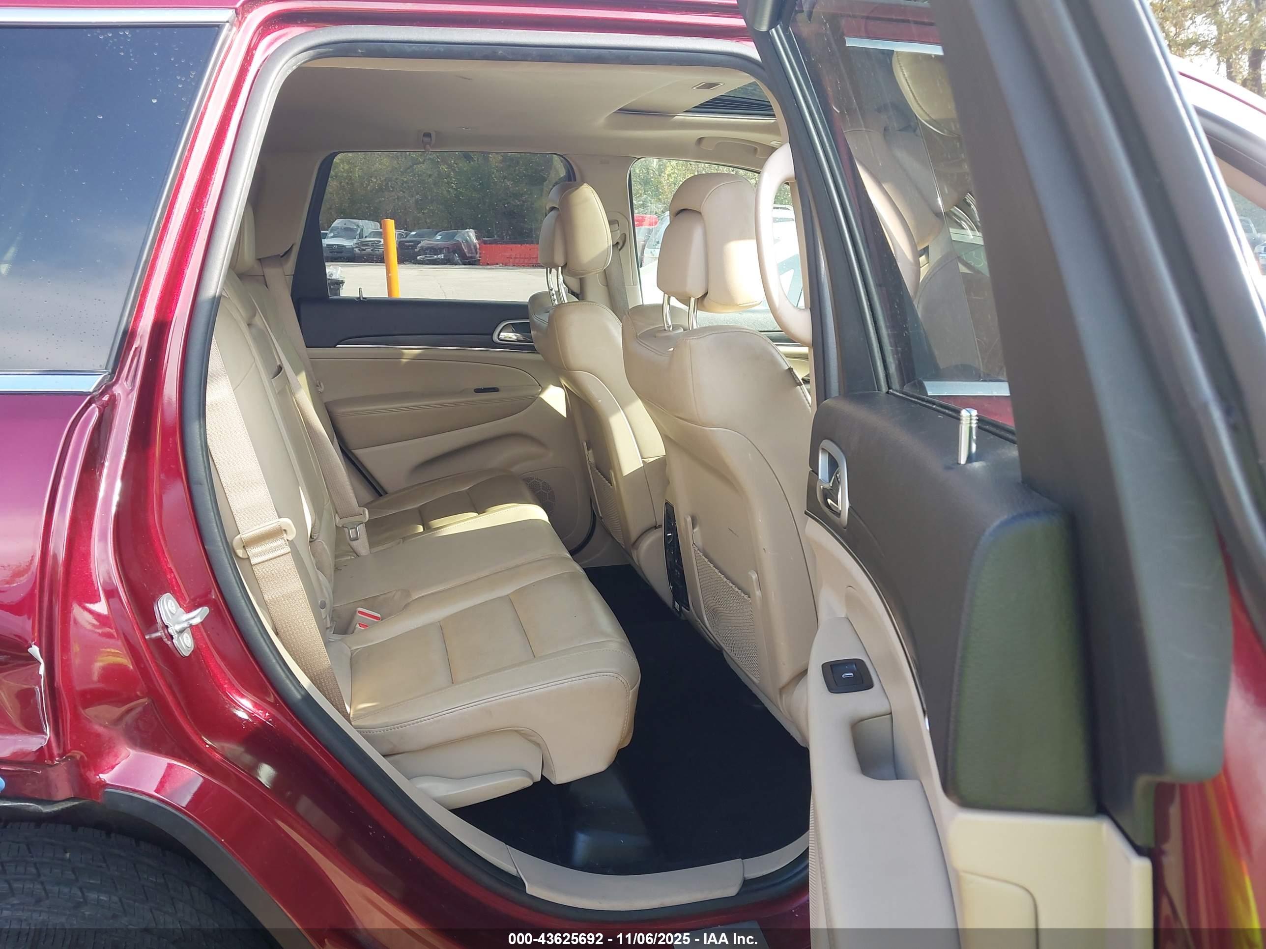 JEEP GRAND image 8